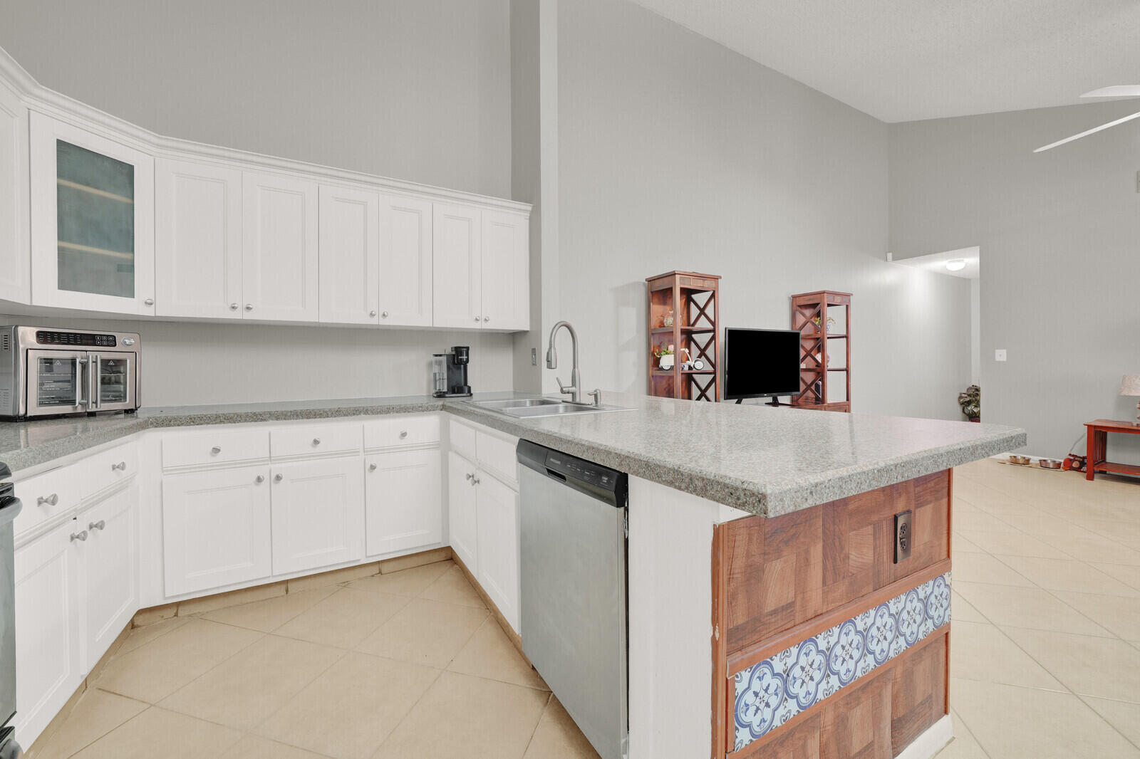 BARRWOOD - Residential