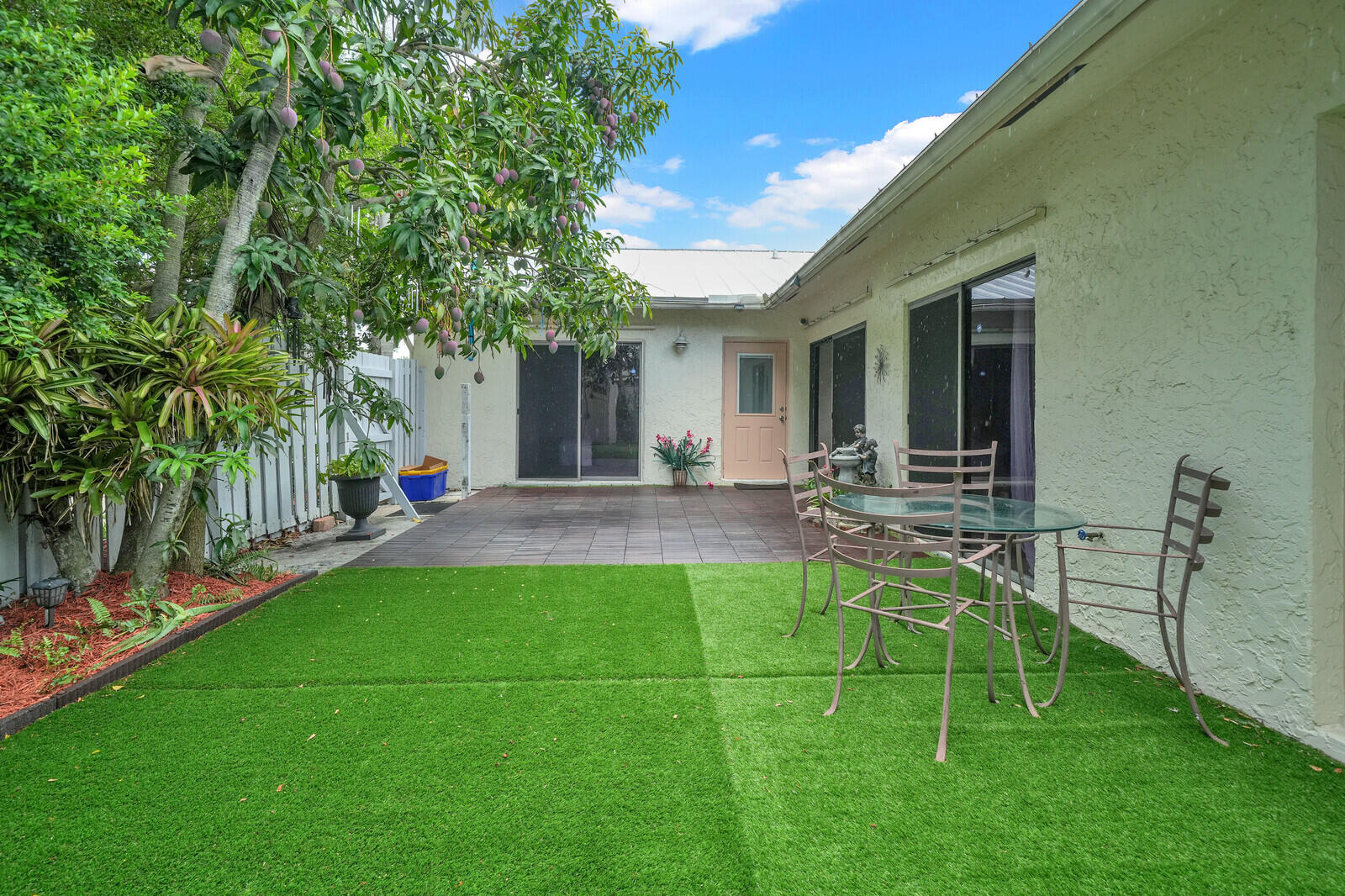 BARRWOOD - Residential