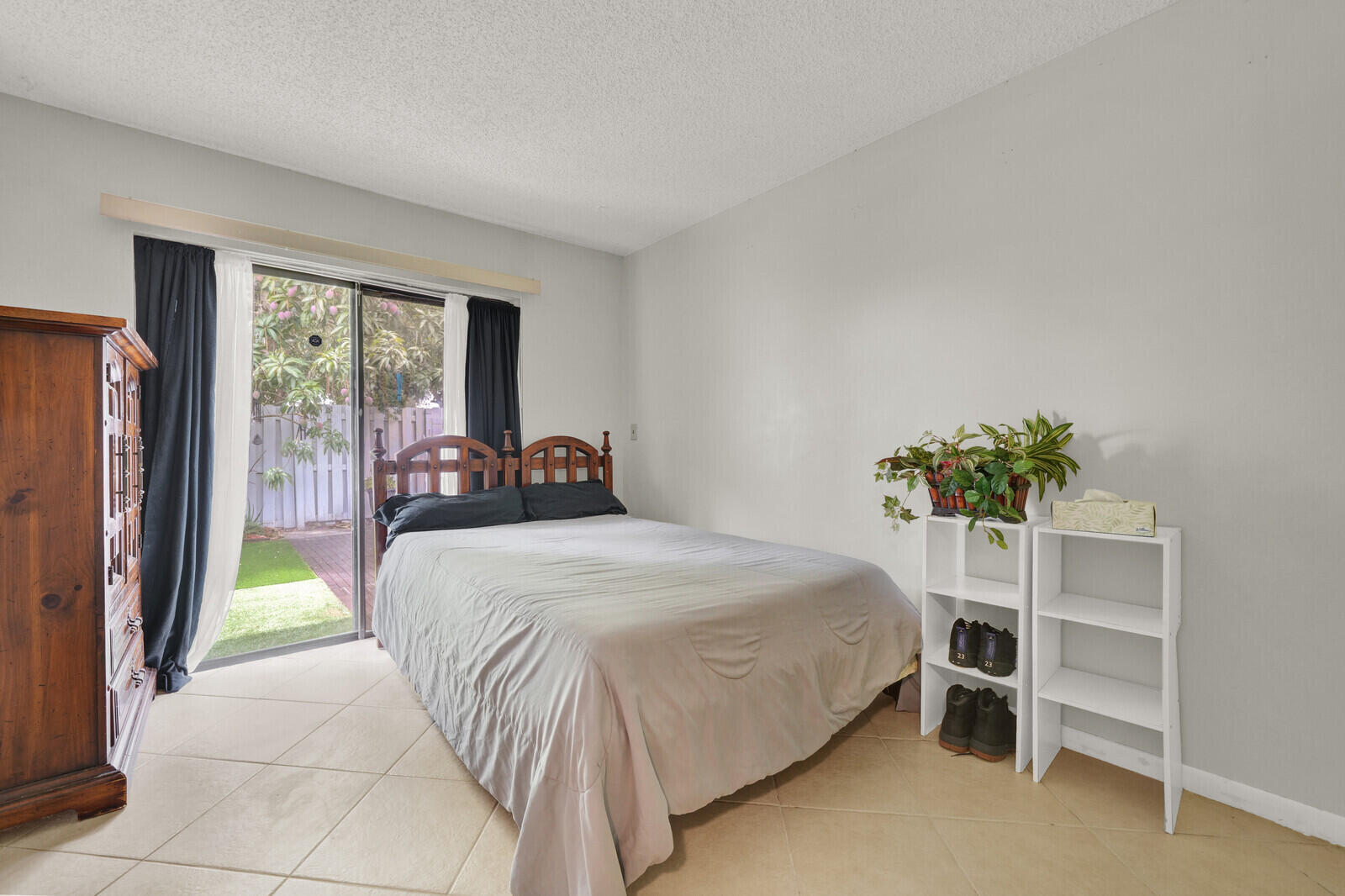 BARRWOOD - Residential