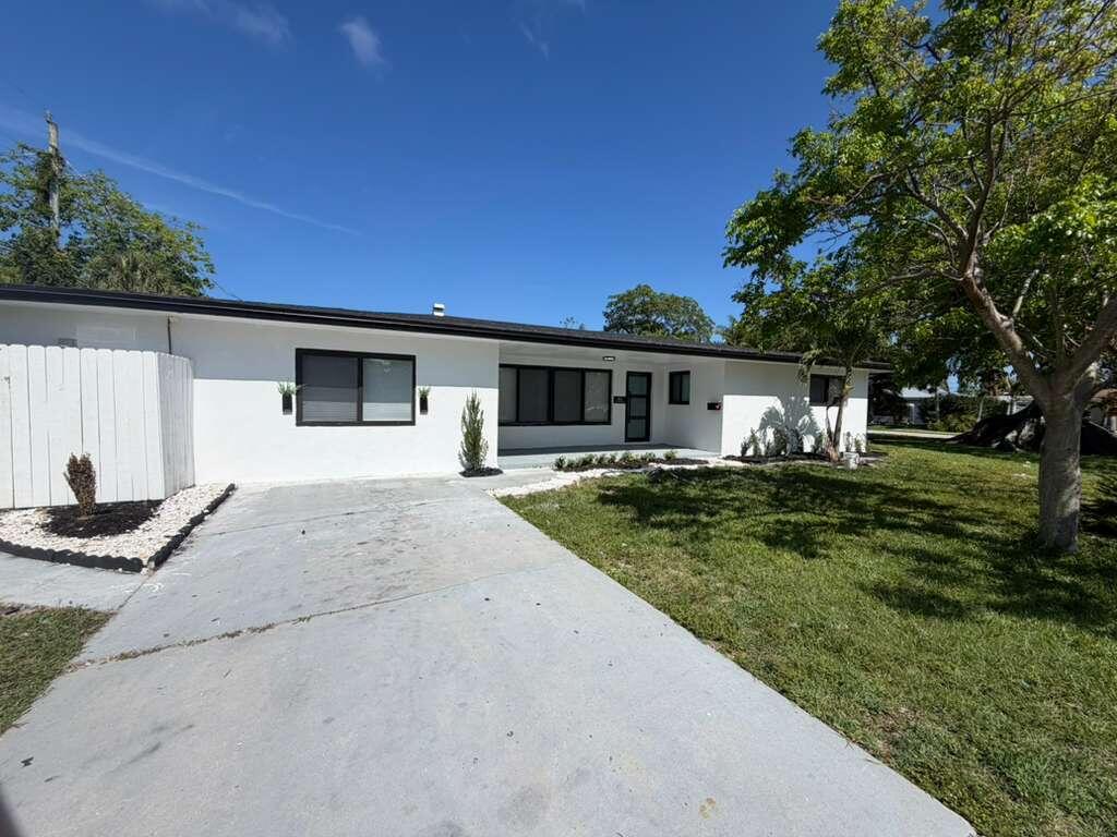 CYPRESS CREEK ESTATES SEC - Residential Lease