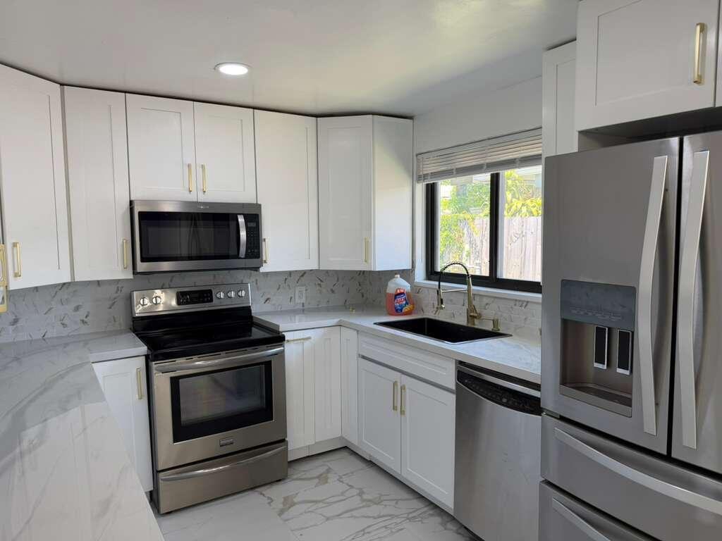 CYPRESS CREEK ESTATES SEC - Residential Lease