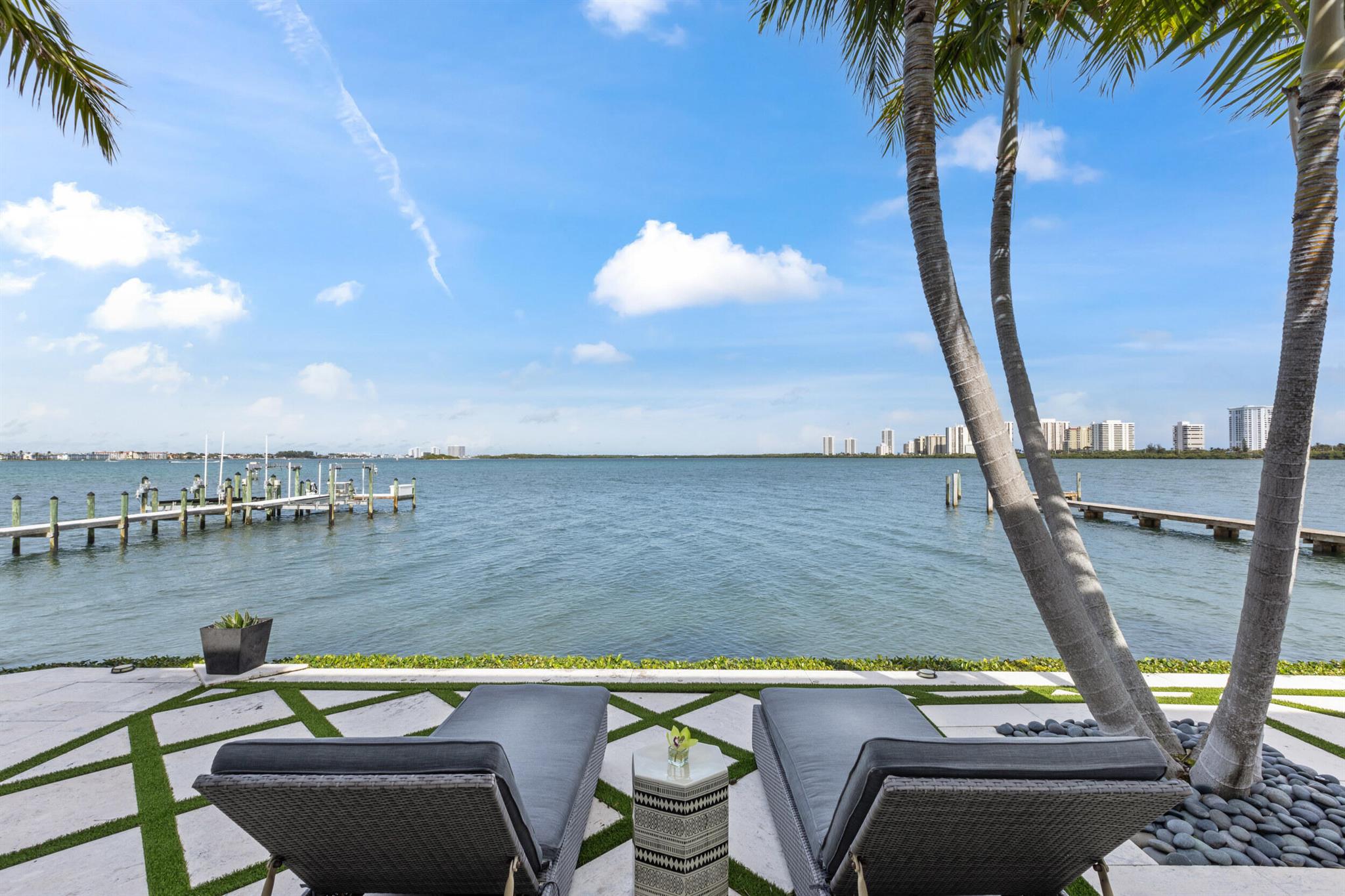 PINE POINT - Residential