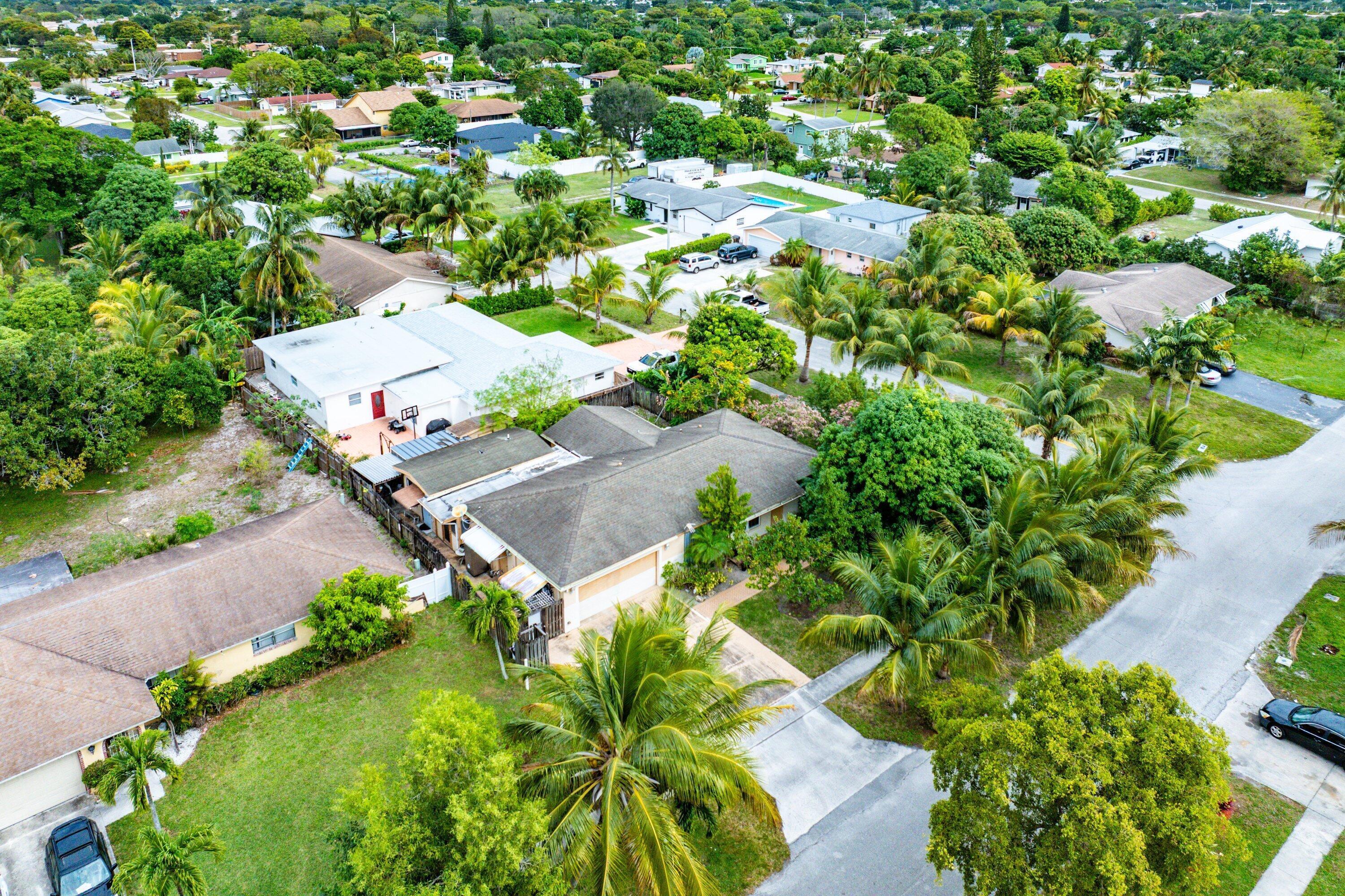 DELRAY SHORES FIRST ADD IN - Residential