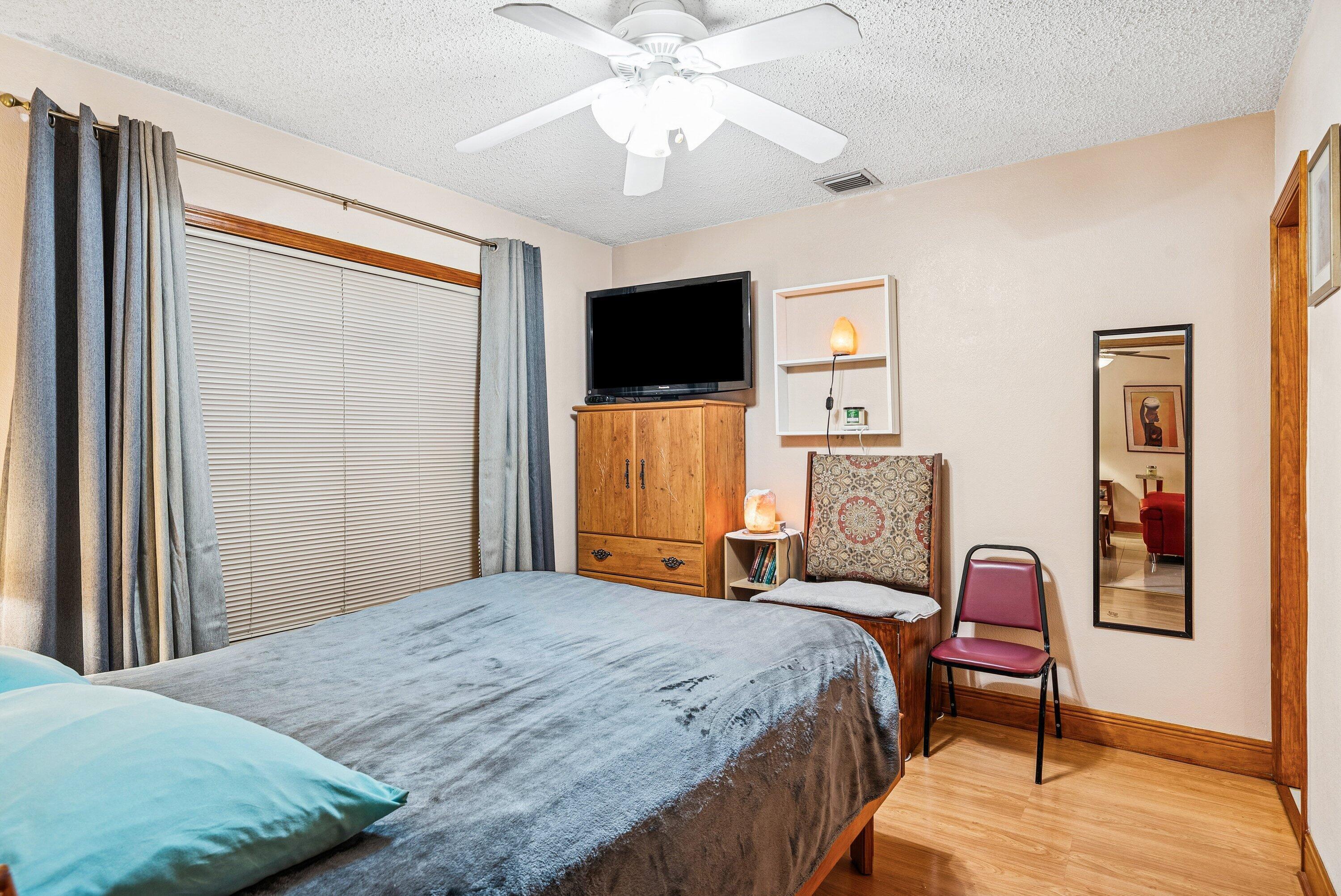 DELRAY SHORES FIRST ADD IN - Residential