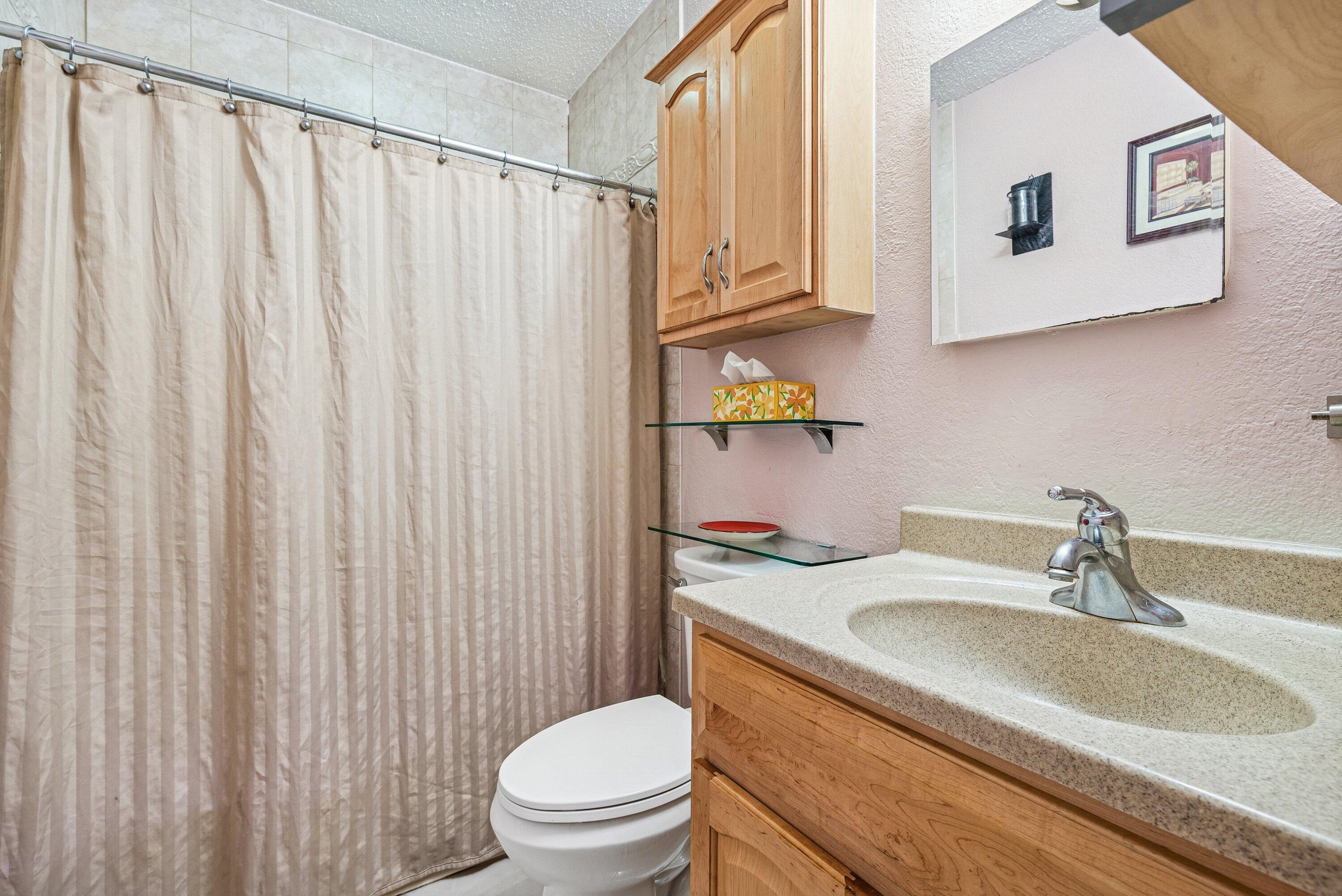 DELRAY SHORES FIRST ADD IN - Residential