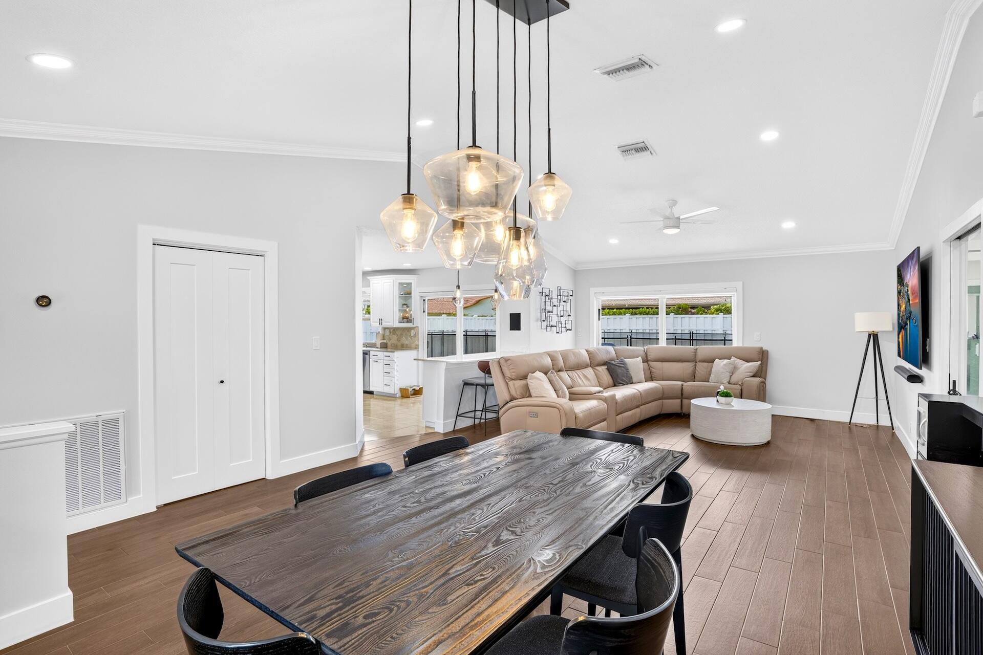 CYPRESS RUN - Residential