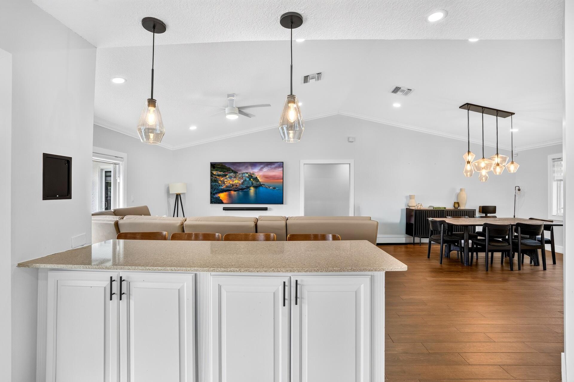 CYPRESS RUN - Residential