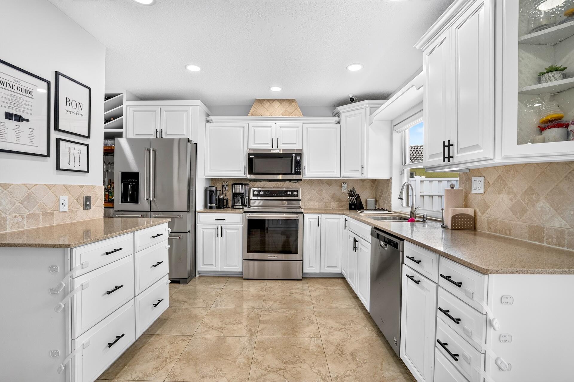 CYPRESS RUN - Residential
