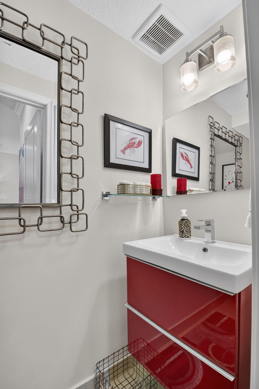 POINTE 100 CONDO - Residential