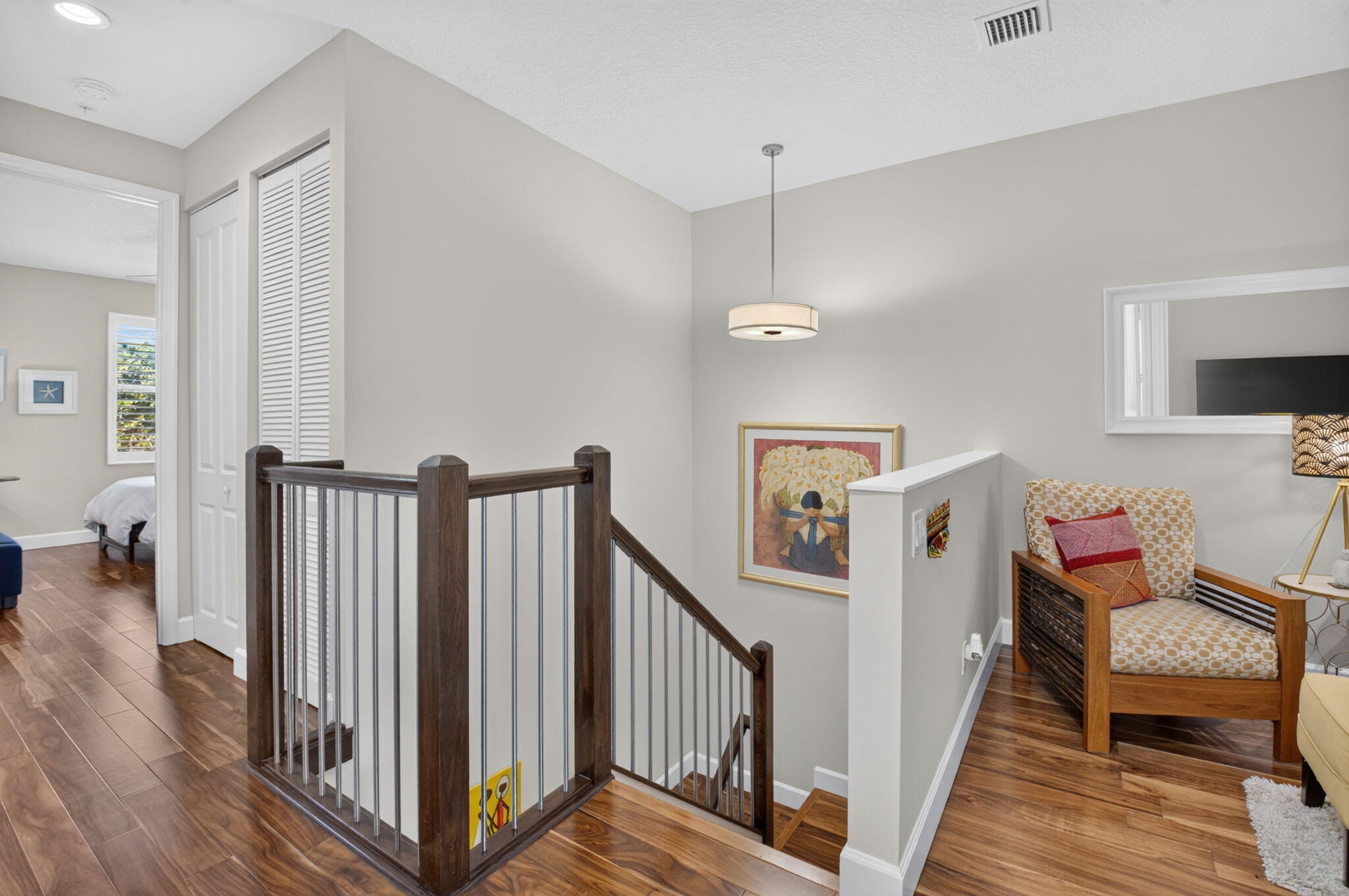 POINTE 100 CONDO - Residential