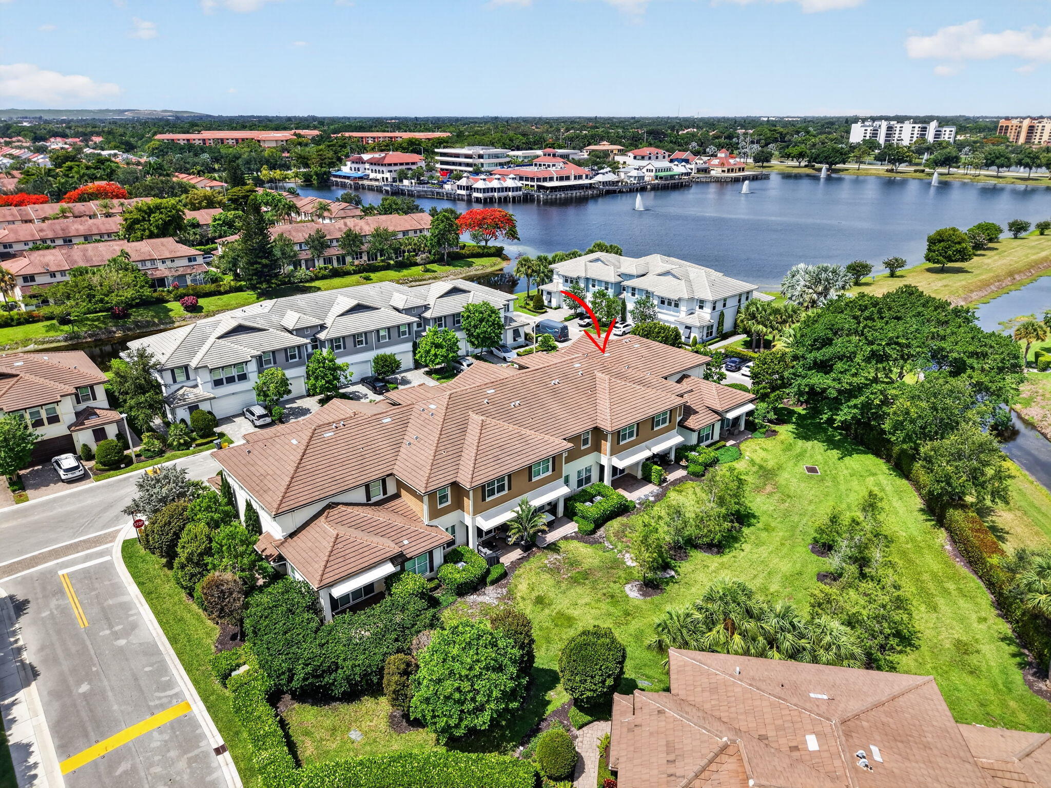POINTE 100 CONDO - Residential