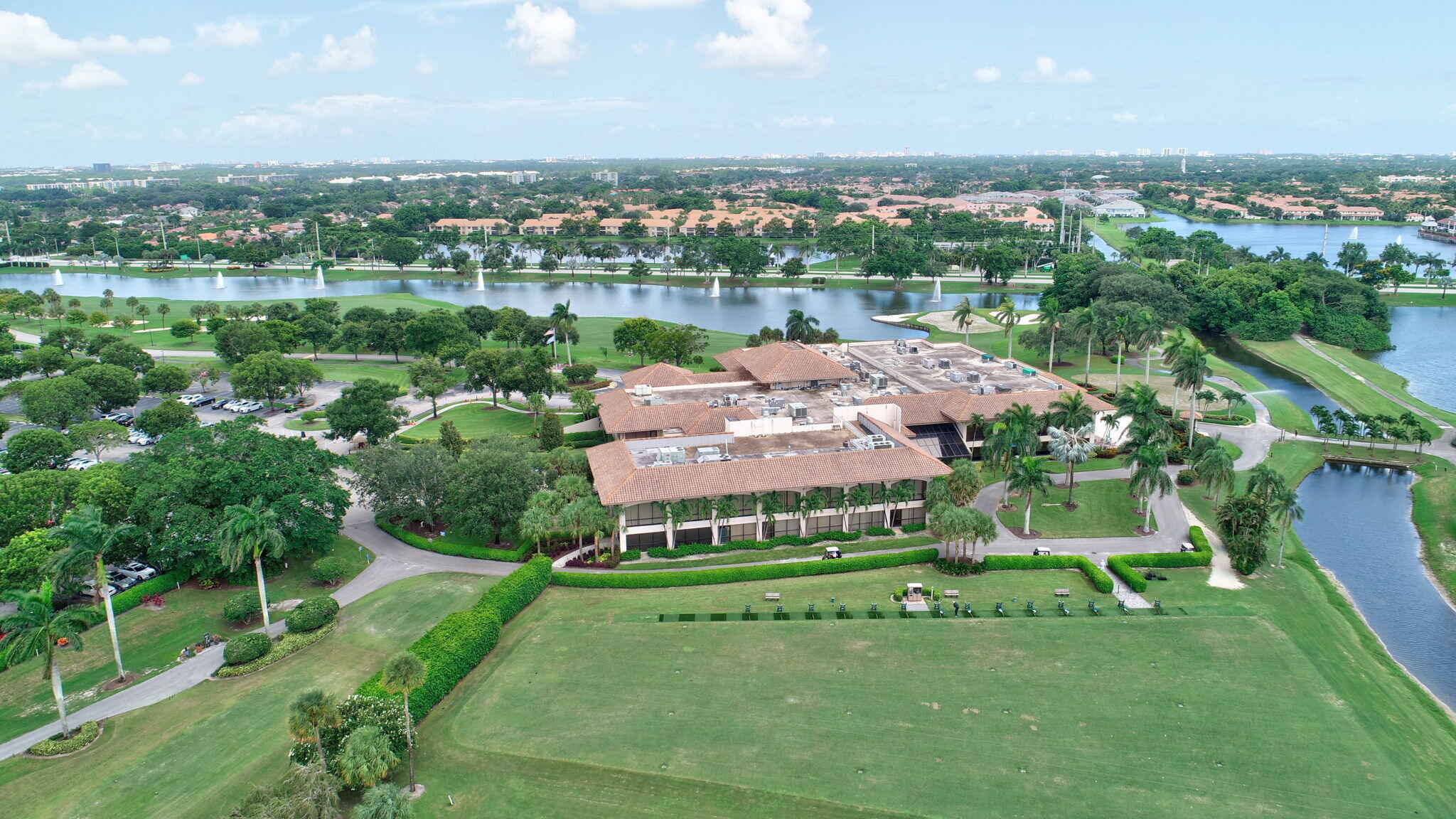 POINTE 100 CONDO - Residential