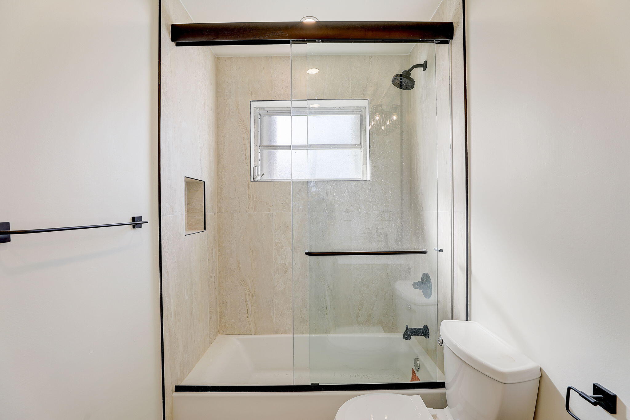 HOLLYWOOD HILLS NORTH SEC ONE - Residential