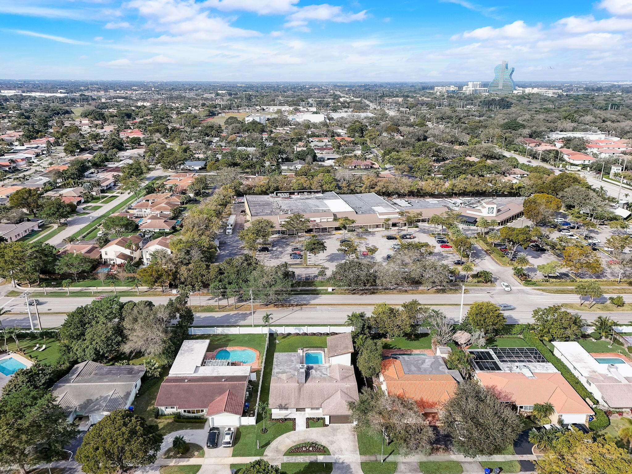 HOLLYWOOD HILLS NORTH SEC ONE - Residential