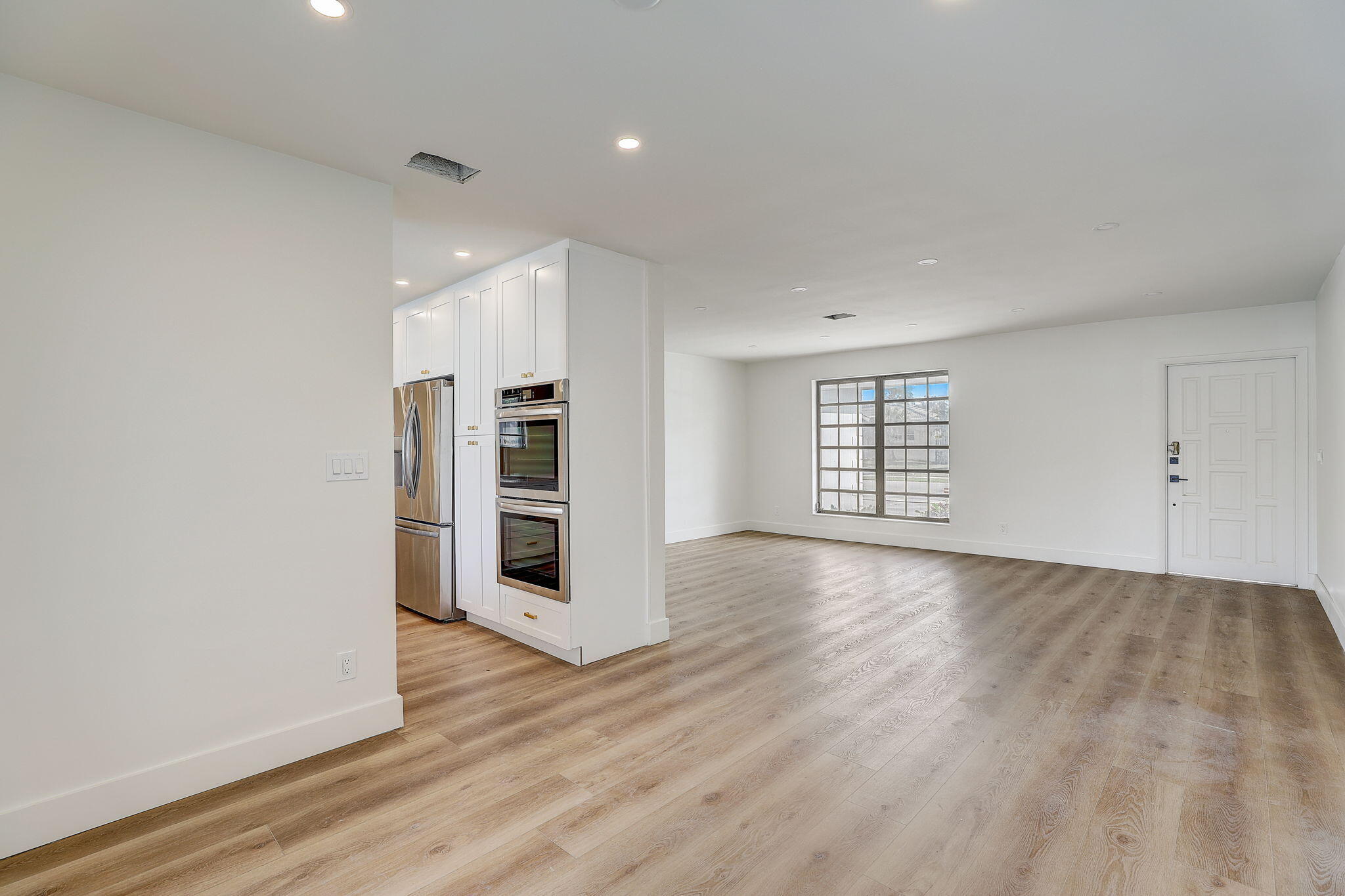 HOLLYWOOD HILLS NORTH SEC ONE - Residential