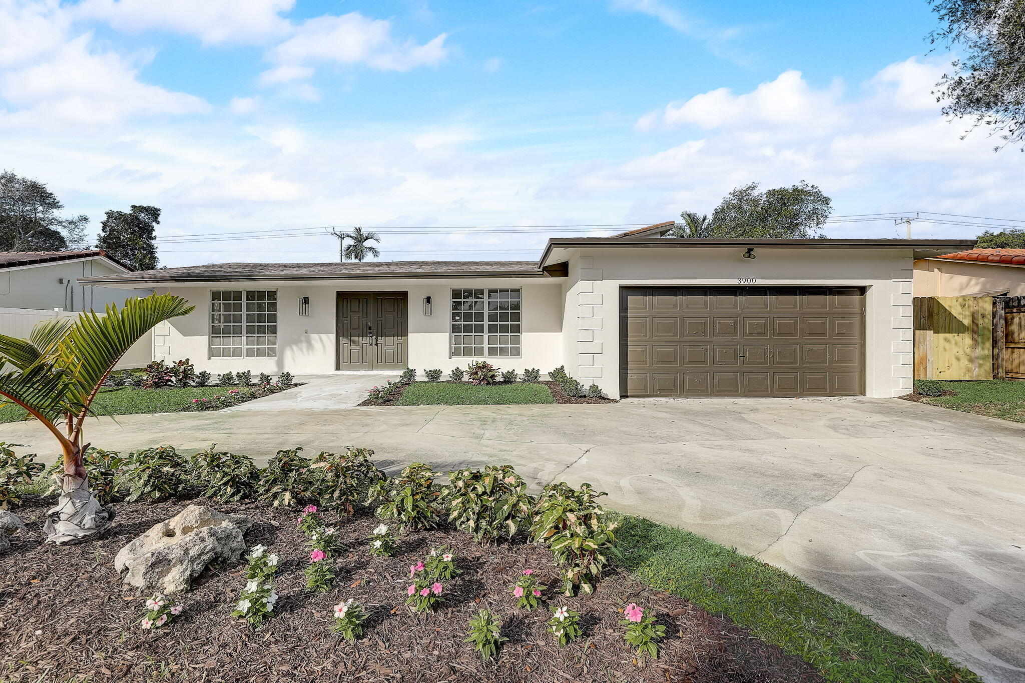 HOLLYWOOD HILLS NORTH SEC ONE - Residential