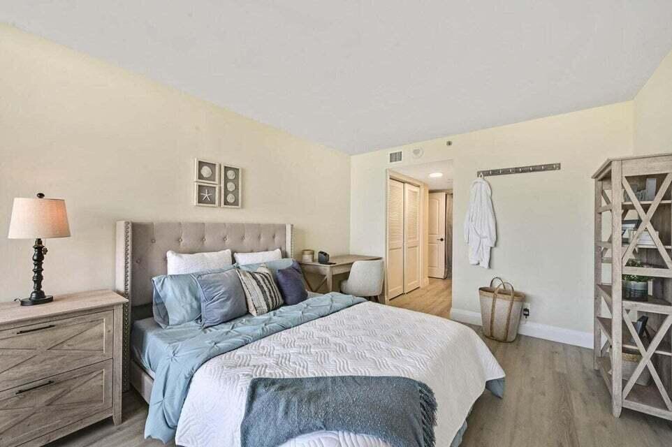 SEA RANCH CLUB OF BOCA II CONDO - Residential Lease