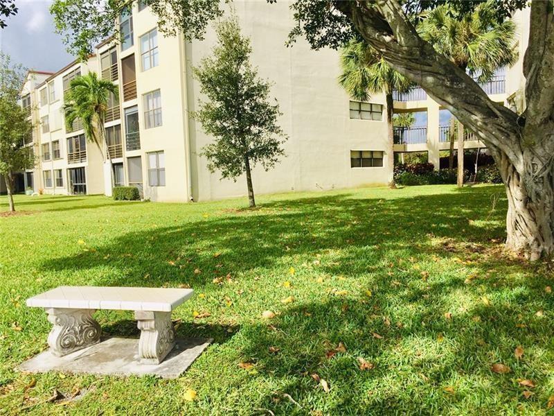 CYPRESS BEND I-B AND I-C CONDO - Residential