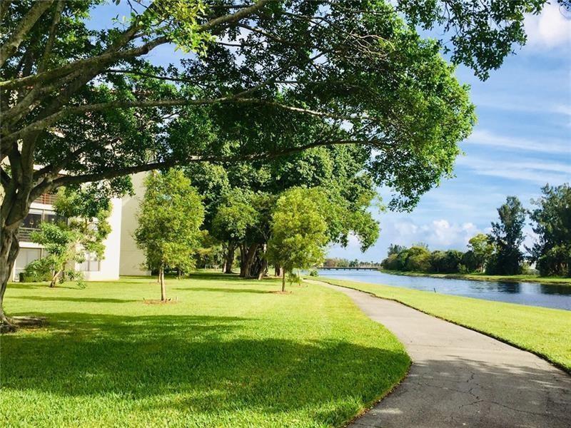 CYPRESS BEND I-B AND I-C CONDO - Residential