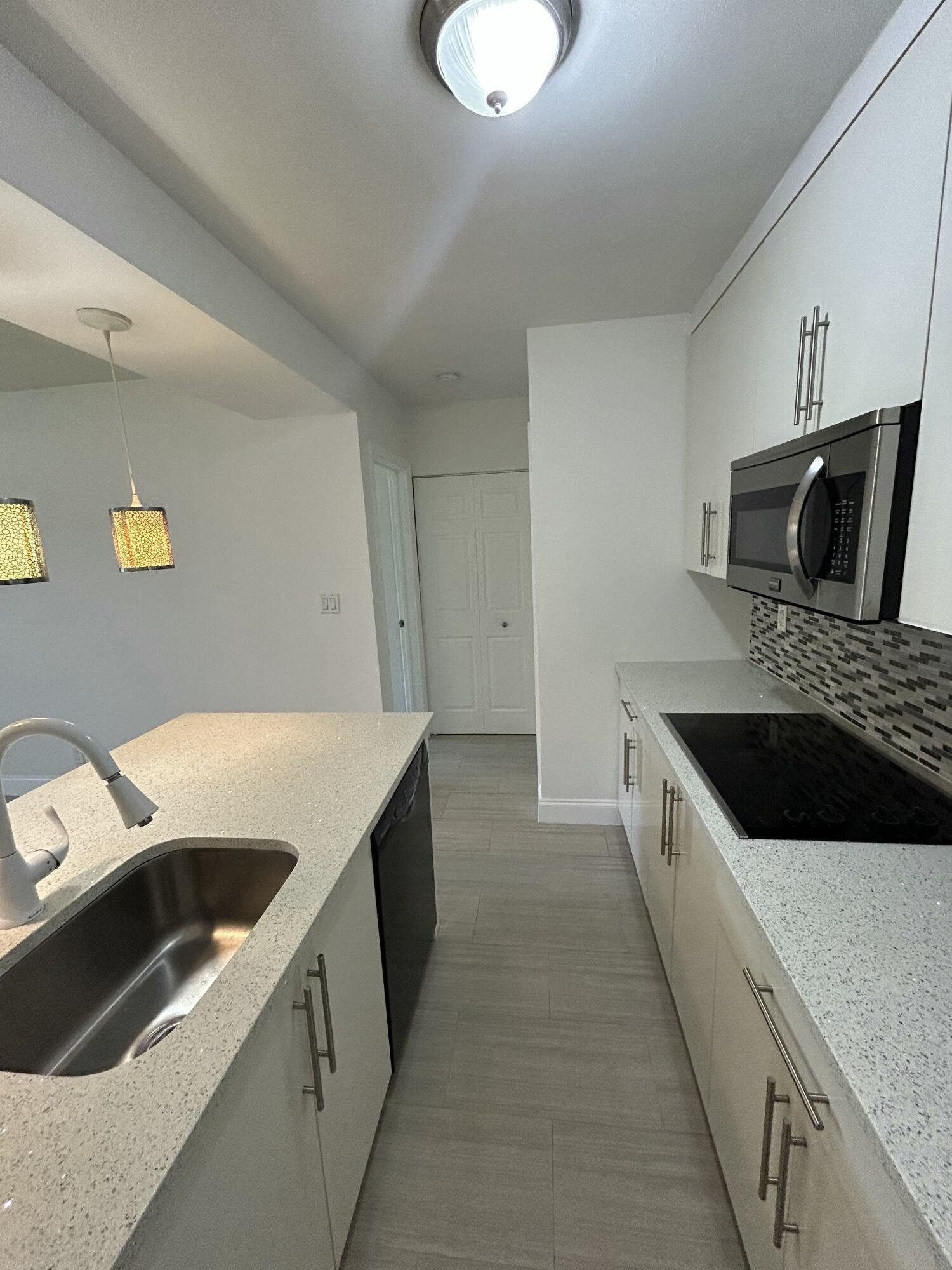 Progresso 2-18 D - Residential Lease