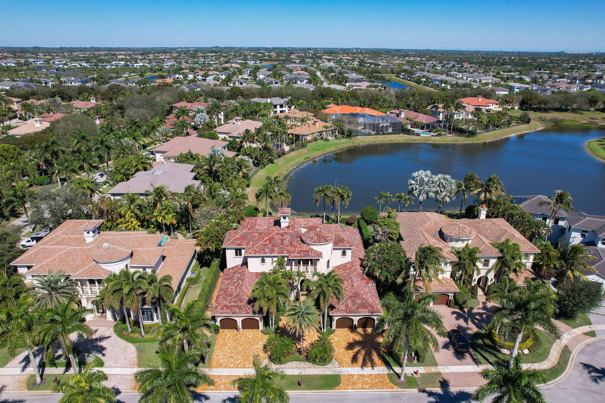 THE OAKS - Residential