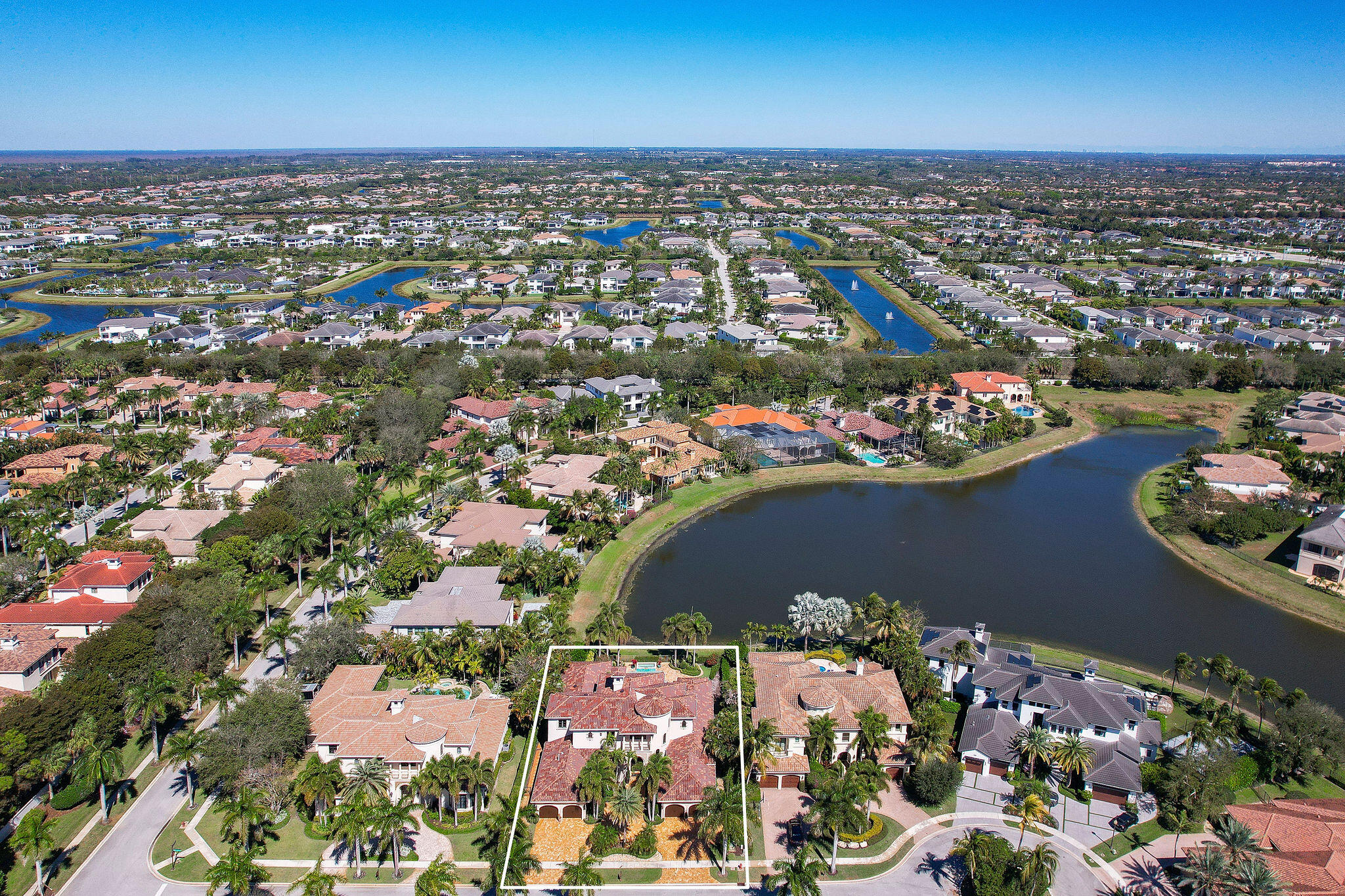 THE OAKS - Residential