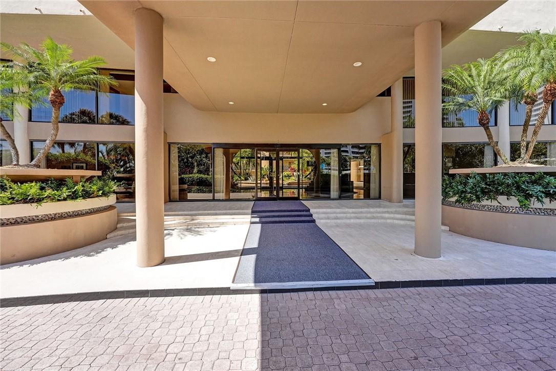 Mayfair of Boca Raton - Residential