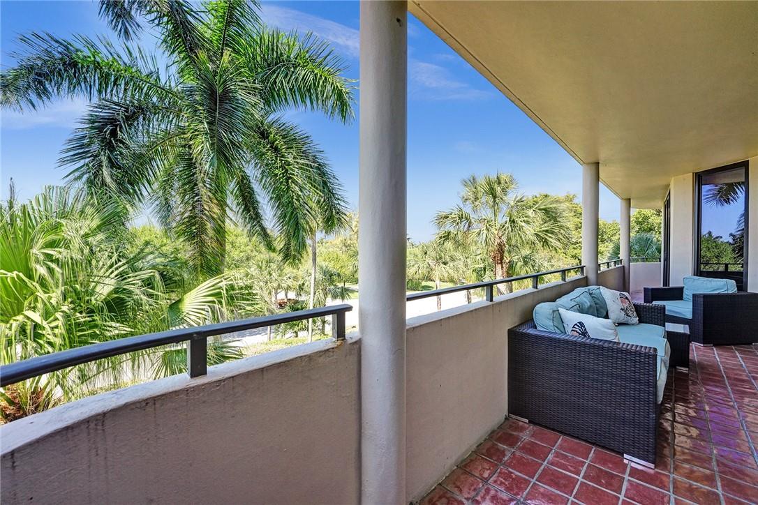 Mayfair of Boca Raton - Residential