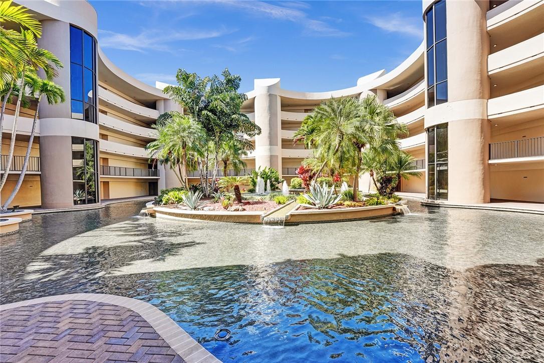 Mayfair of Boca Raton - Residential