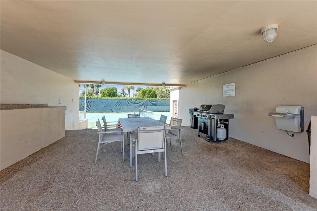 Mayfair of Boca Raton - Residential