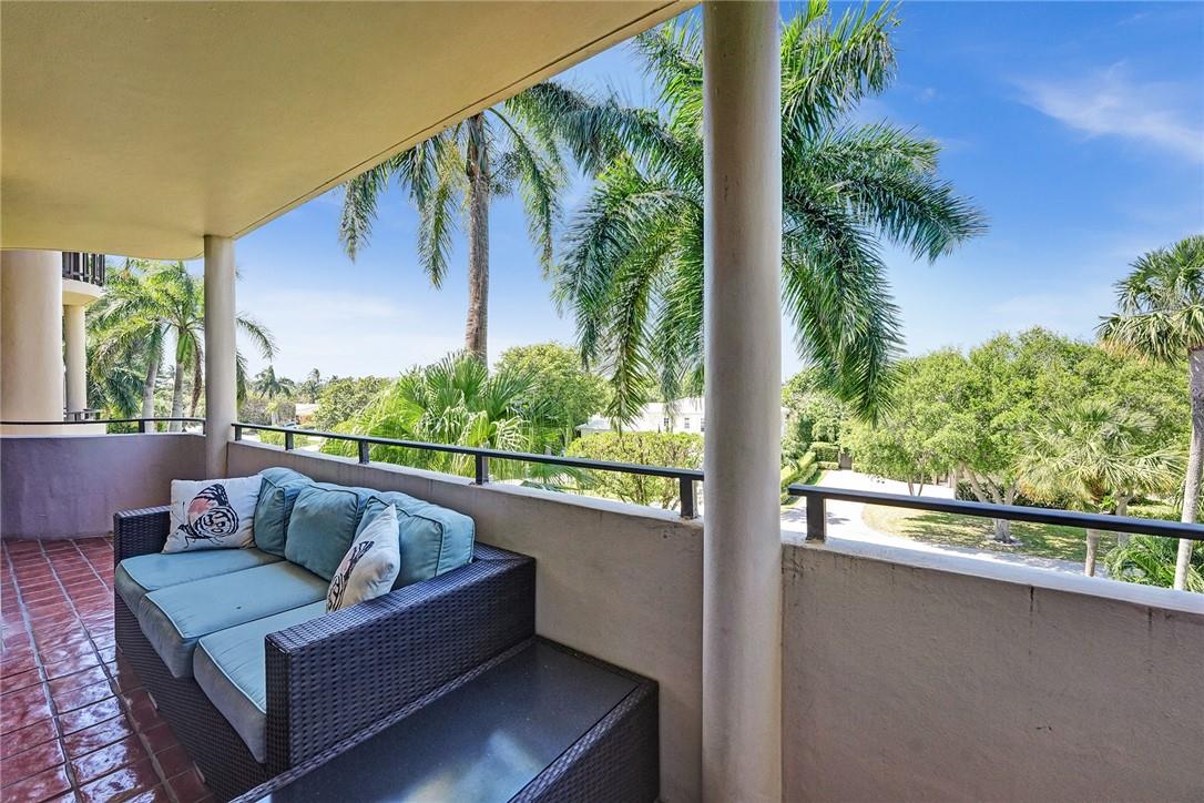 Mayfair of Boca Raton - Residential