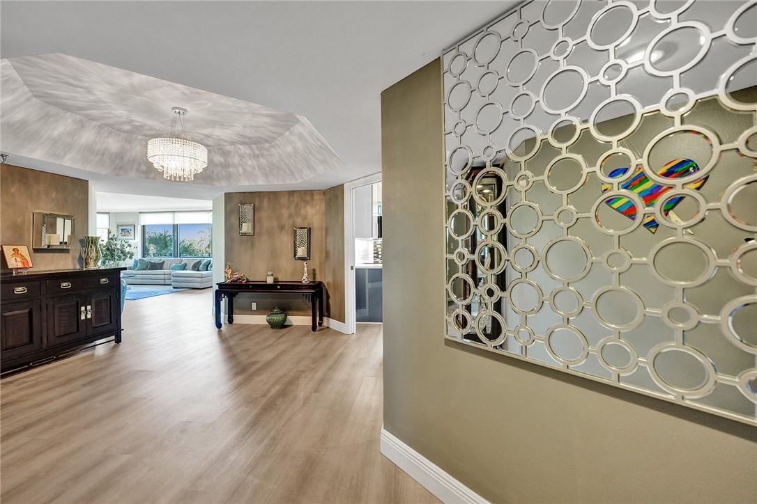 Mayfair of Boca Raton - Residential