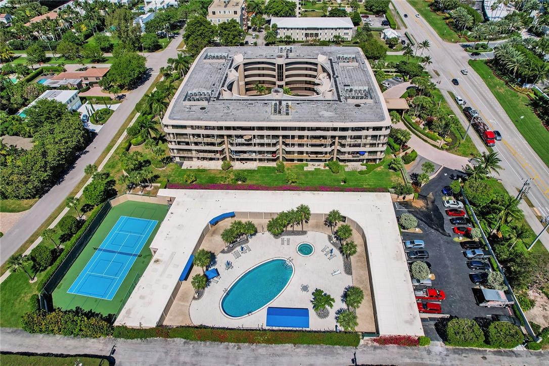 Mayfair of Boca Raton - Residential