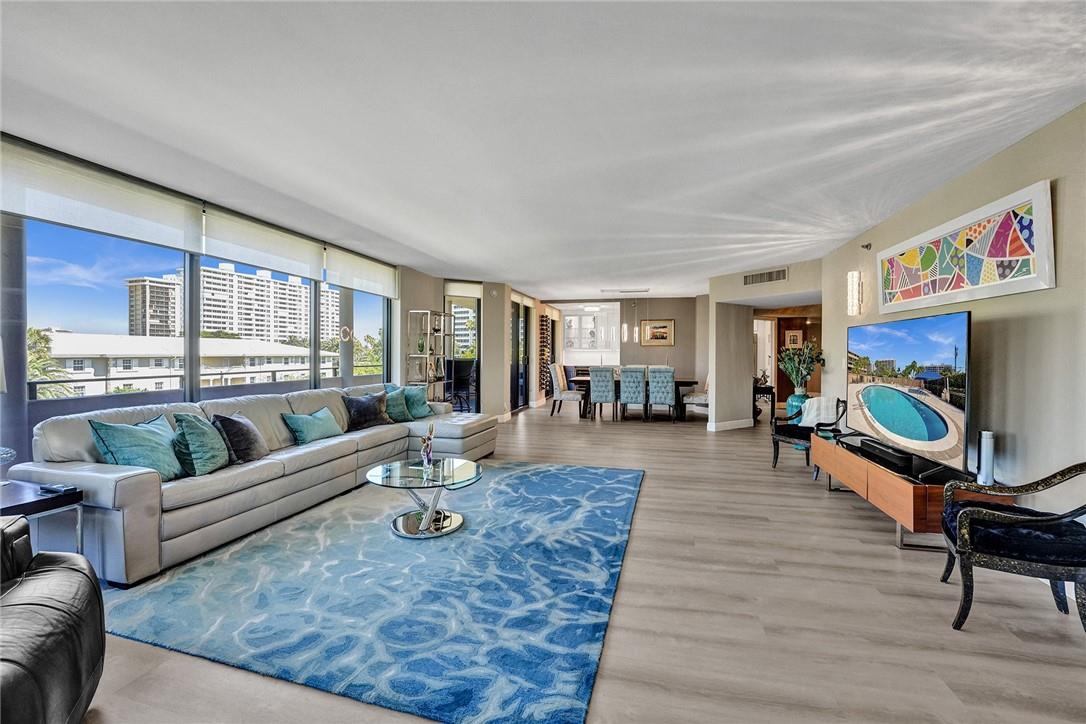 Mayfair of Boca Raton - Residential