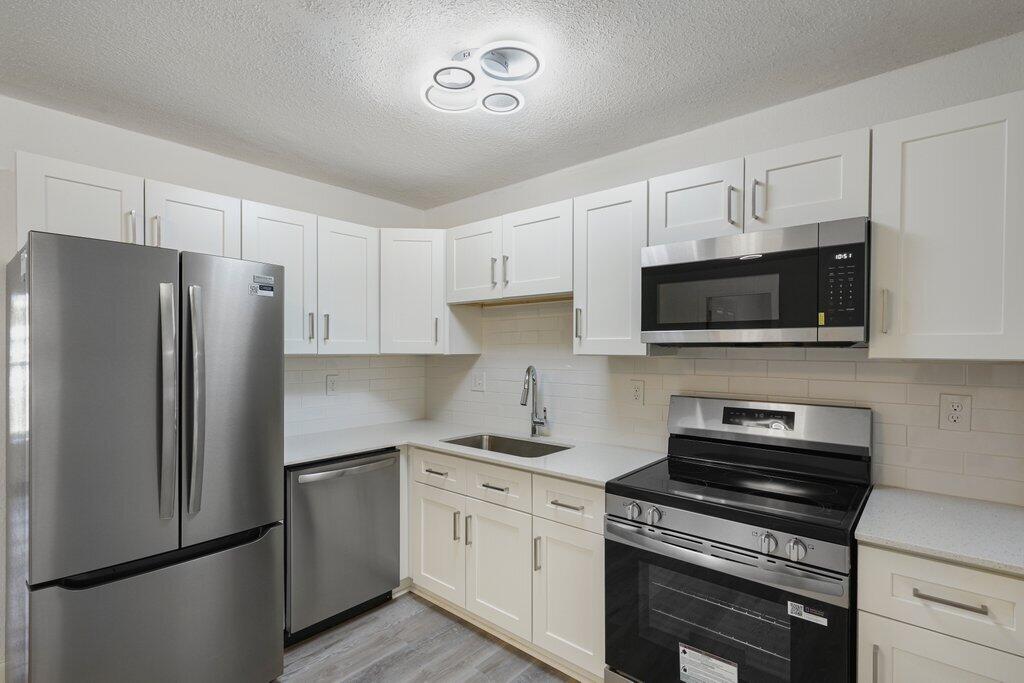 BROADWAY SECTION OF ST LUCIE ESTATES SUBDIVISION - Residential