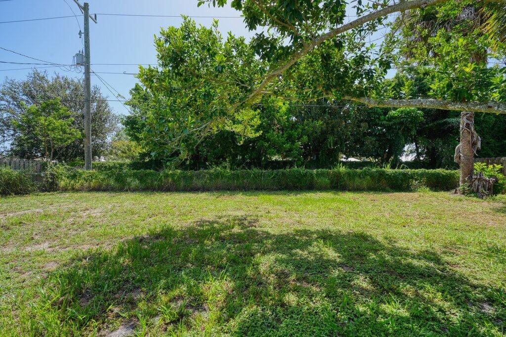 BROADWAY SECTION OF ST LUCIE ESTATES SUBDIVISION - Residential