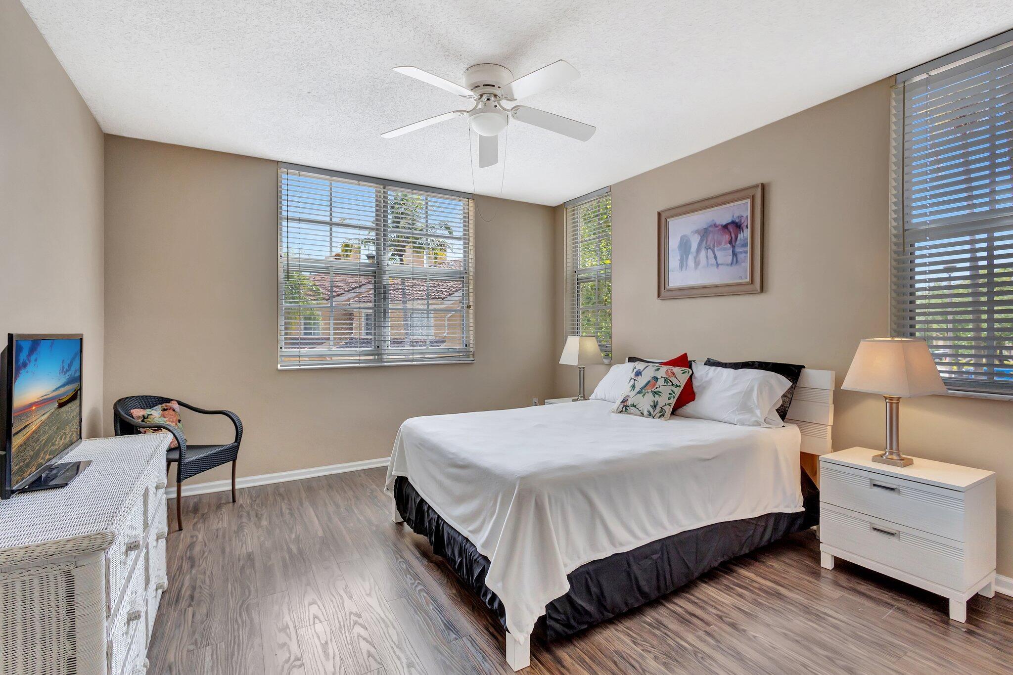 ST ANDREWS AT POLO CLUB CONDO - Residential
