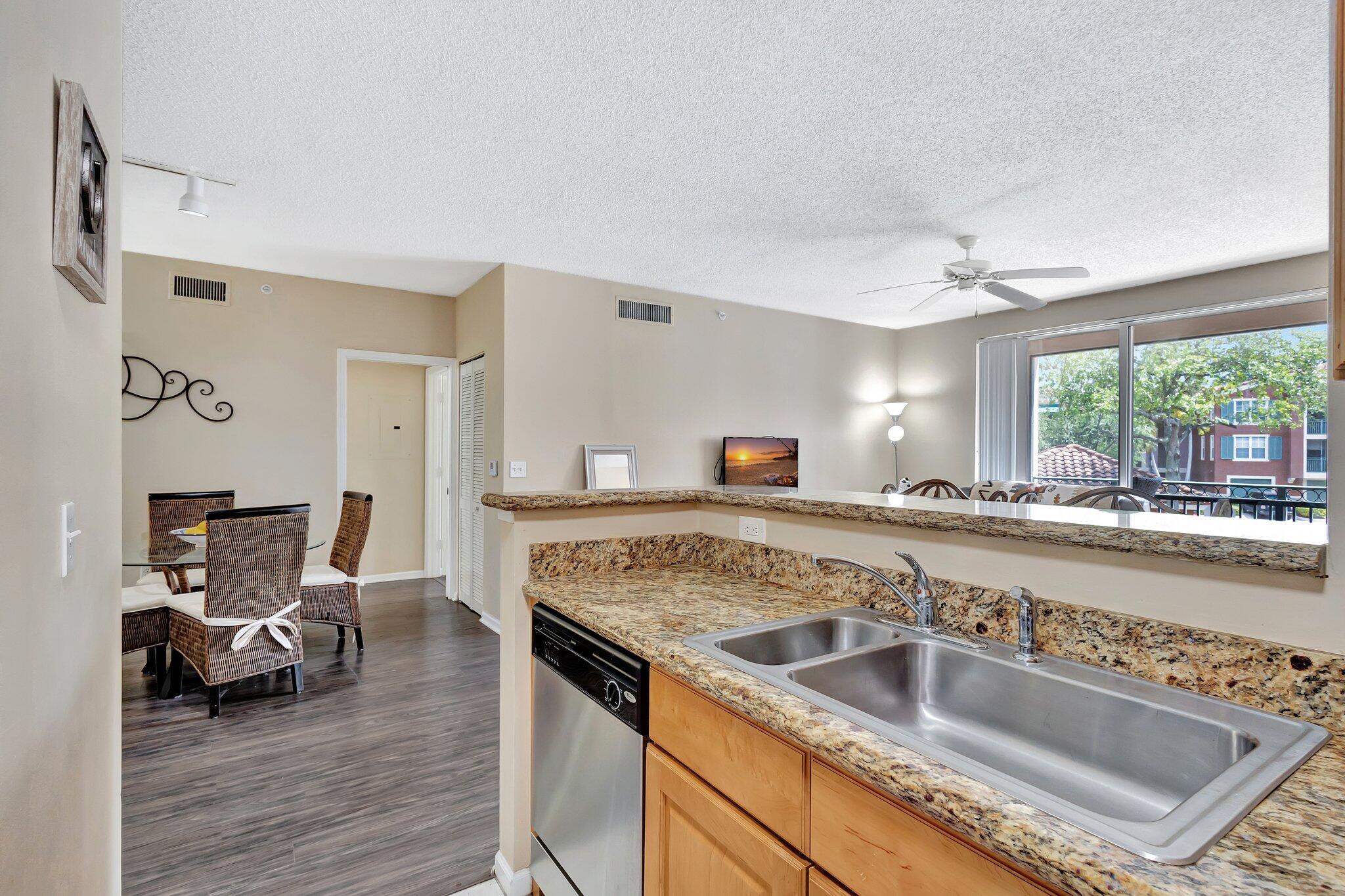 ST ANDREWS AT POLO CLUB CONDO - Residential