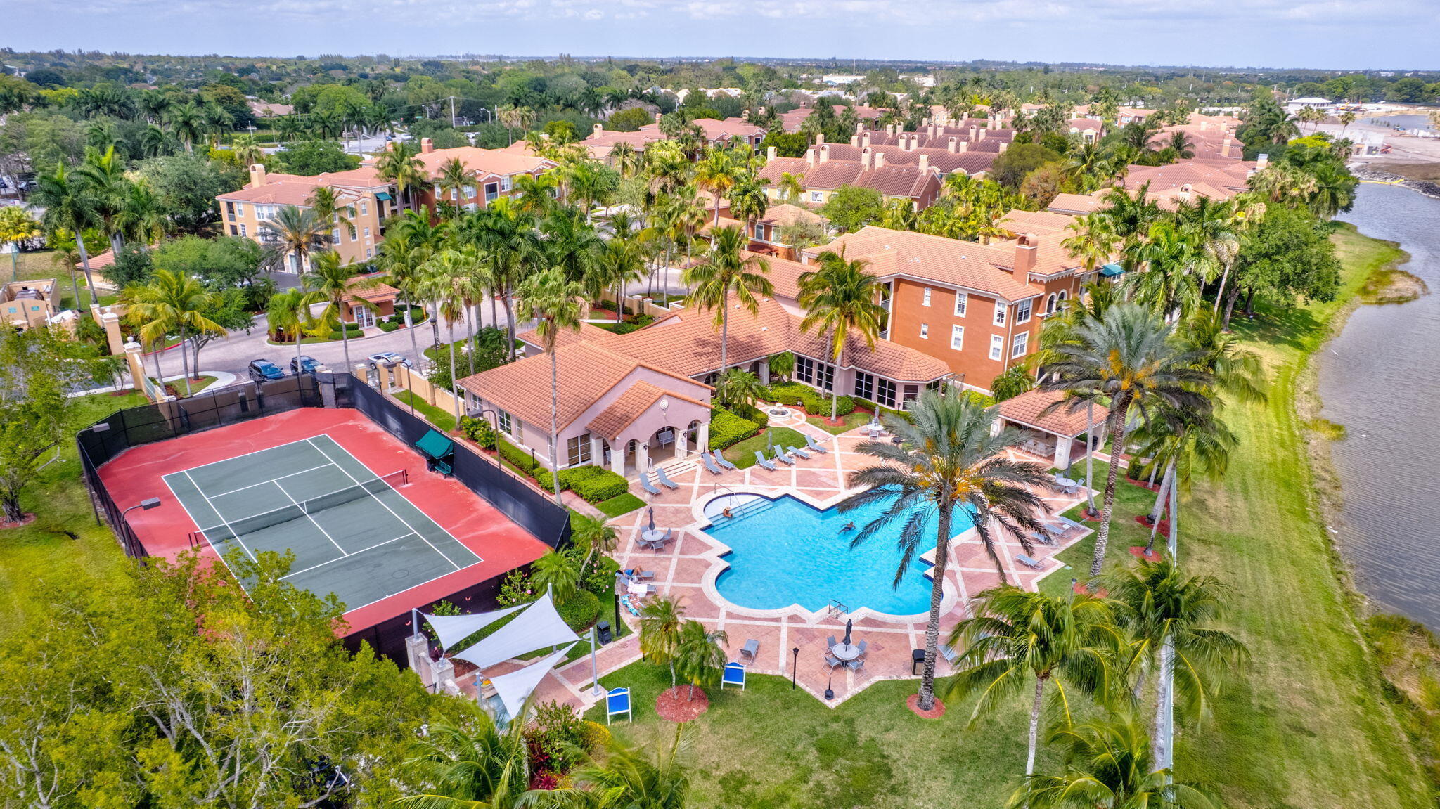 ST ANDREWS AT POLO CLUB CONDO - Residential