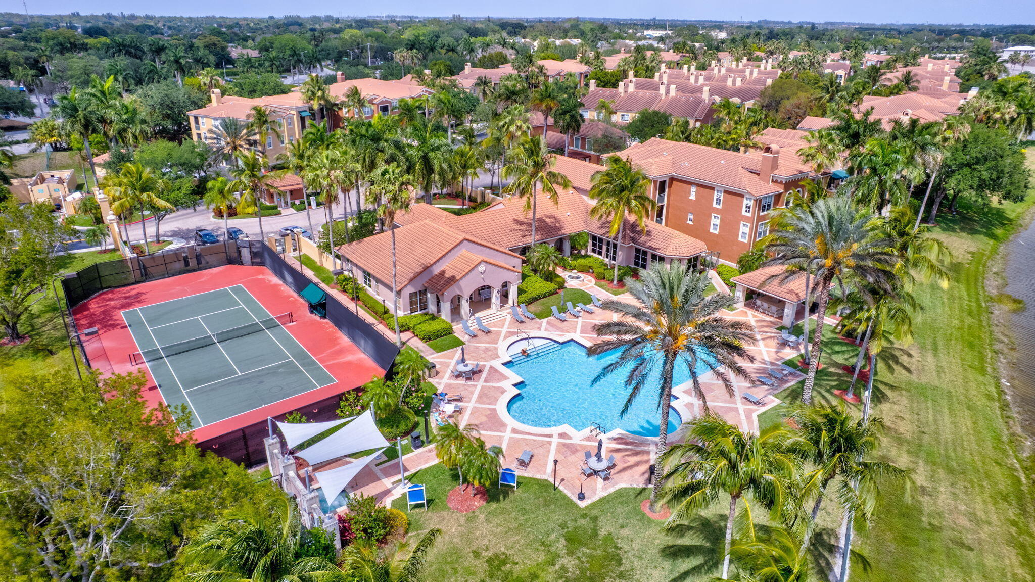 ST ANDREWS AT POLO CLUB CONDO - Residential