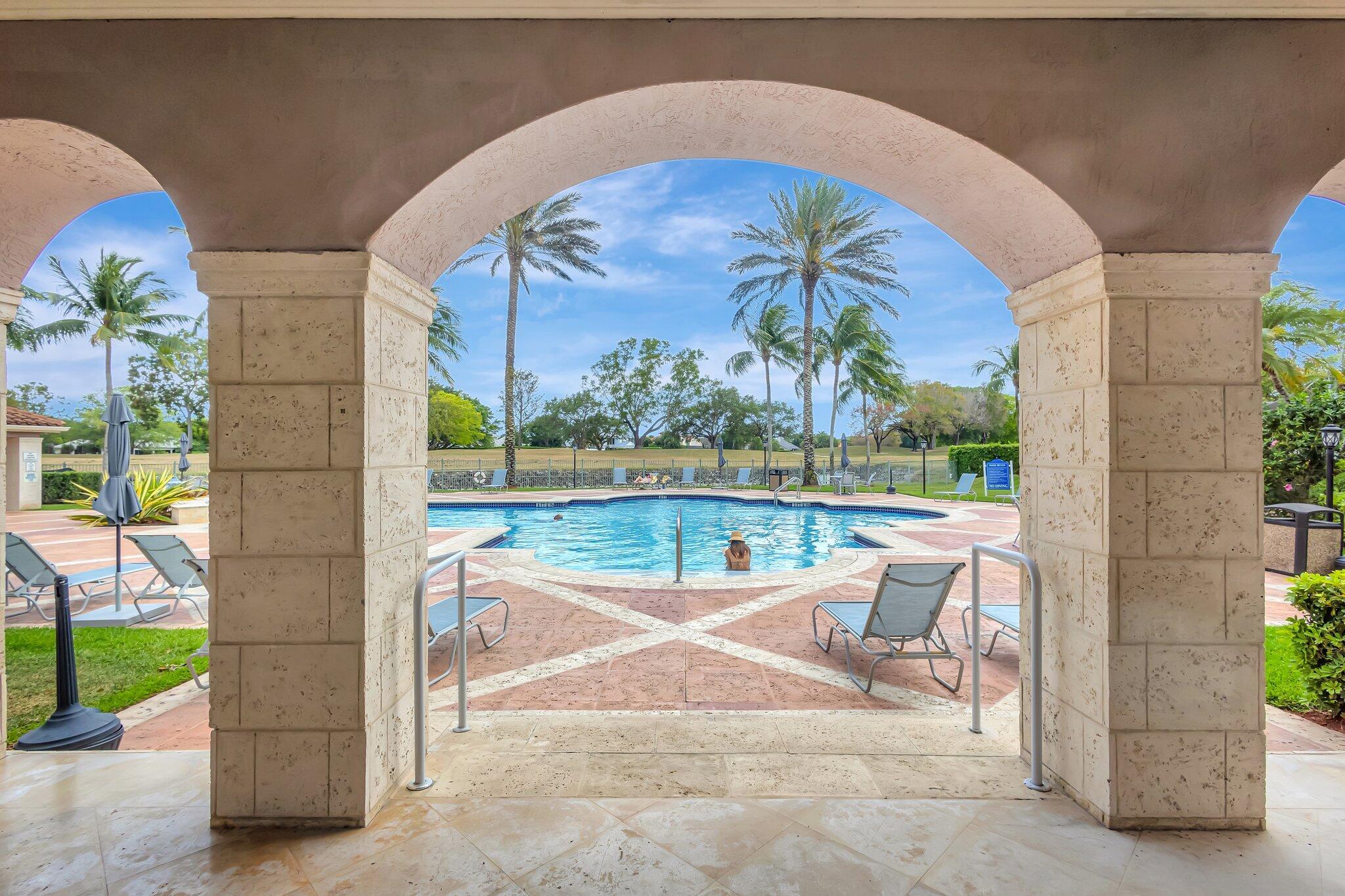 ST ANDREWS AT POLO CLUB CONDO - Residential