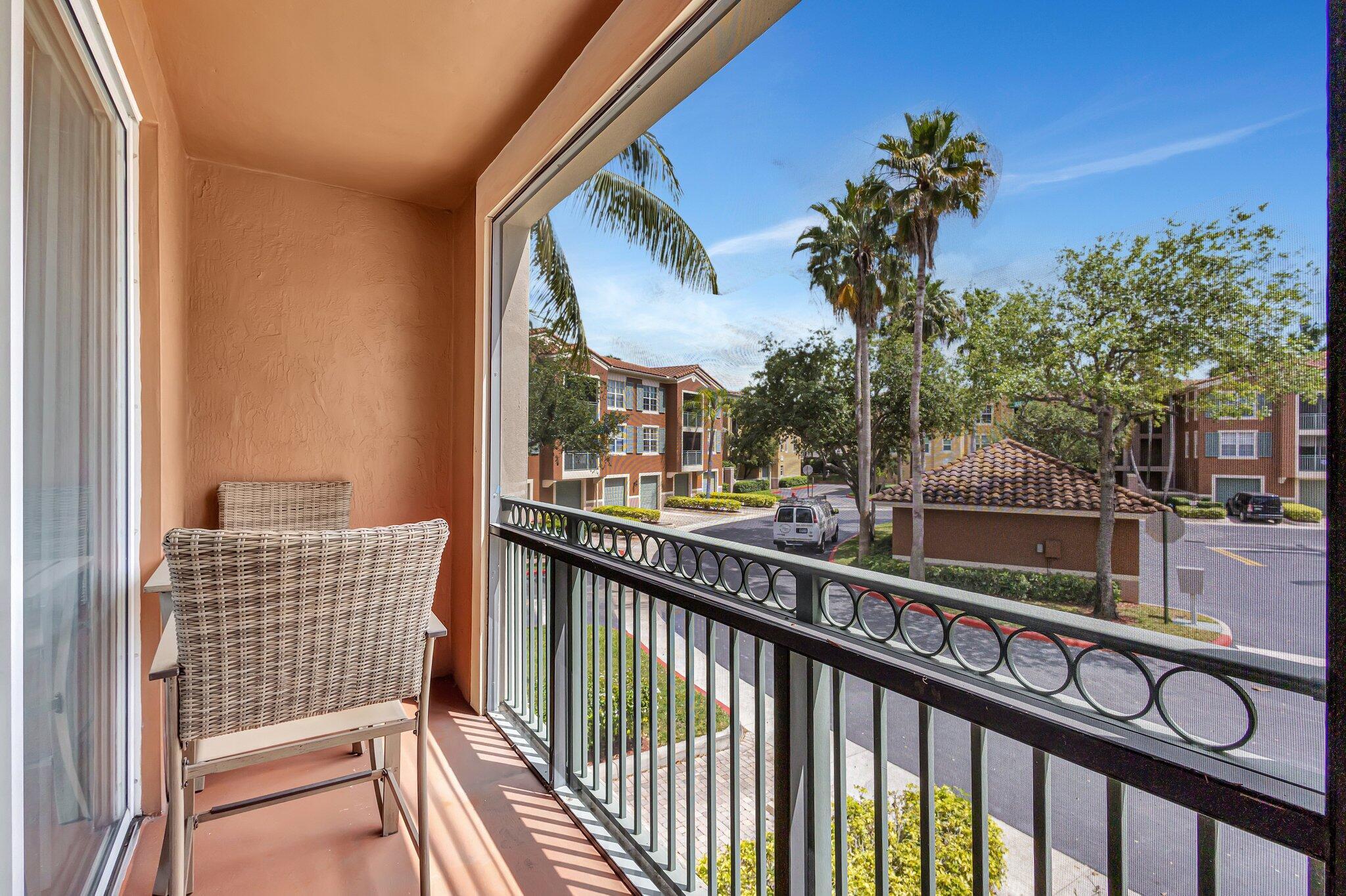ST ANDREWS AT POLO CLUB CONDO - Residential