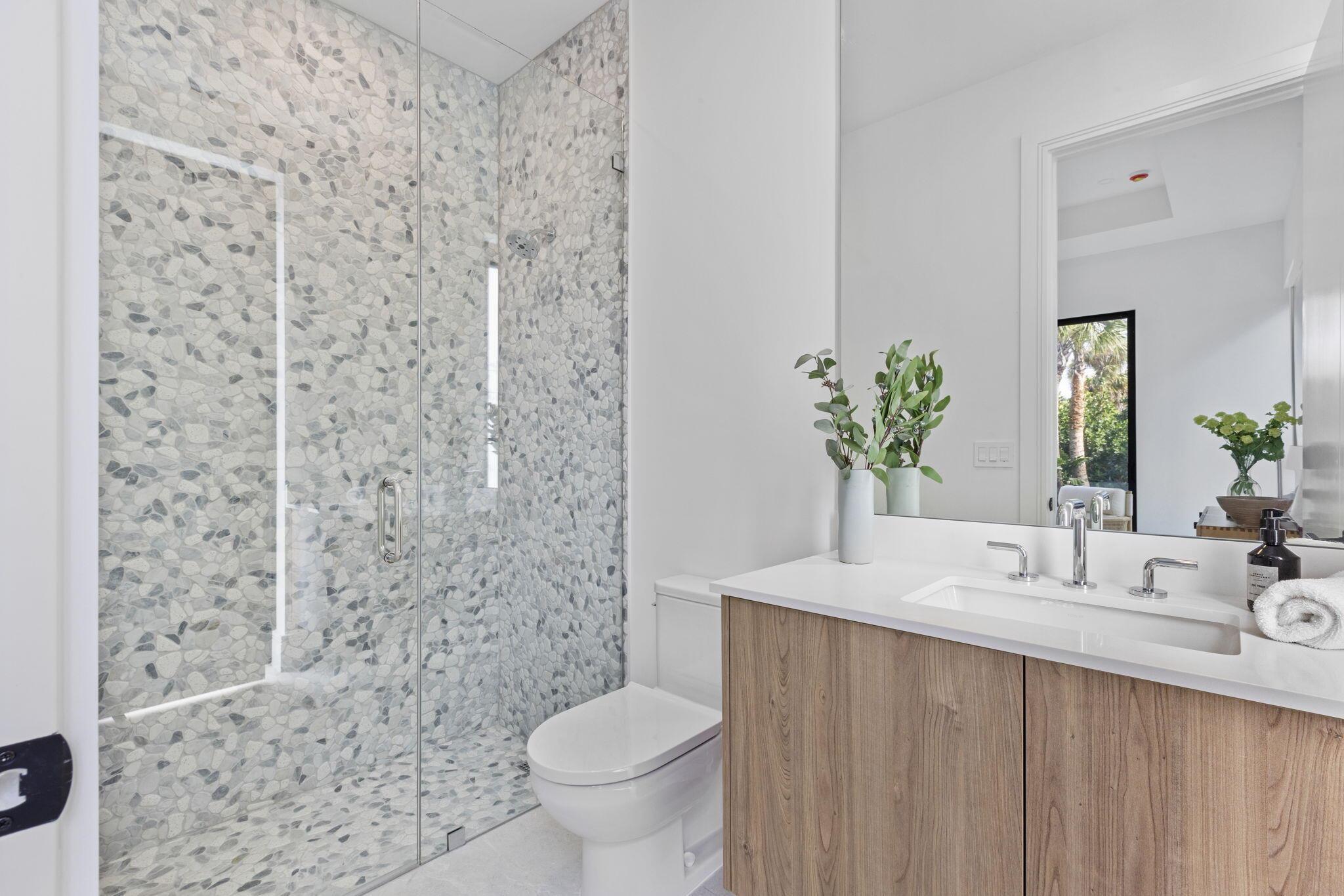 LAKEWOOD WPB IN - Residential