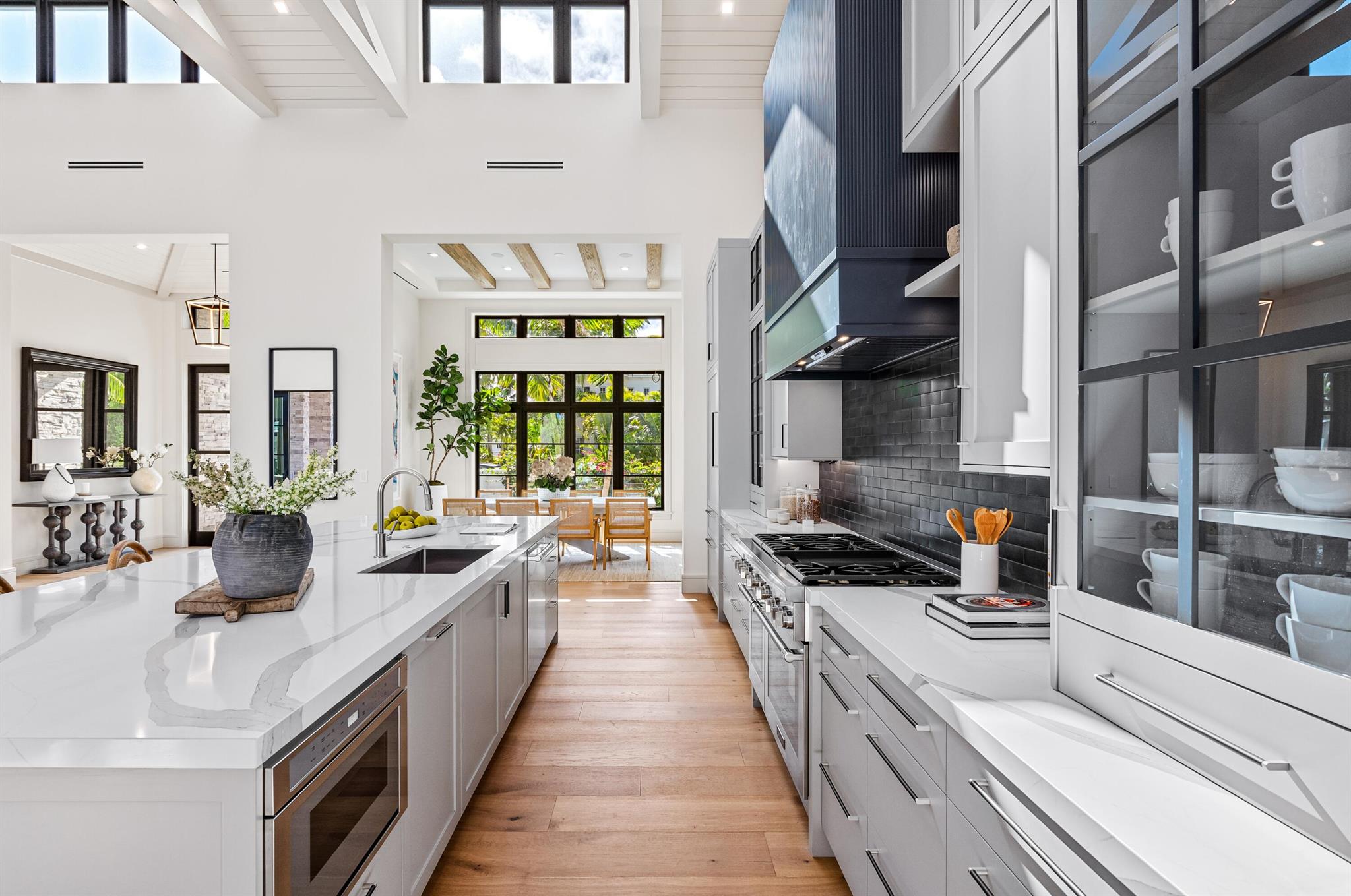 LAKEVIEW HEIGHTS UNIT 1 DELRAY - Residential