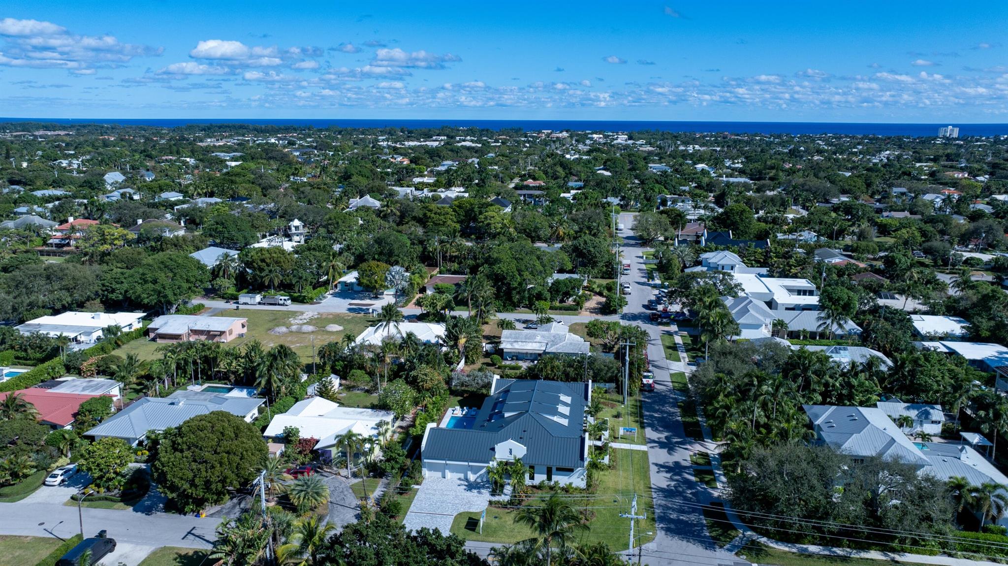 LAKEVIEW HEIGHTS UNIT 1 DELRAY - Residential
