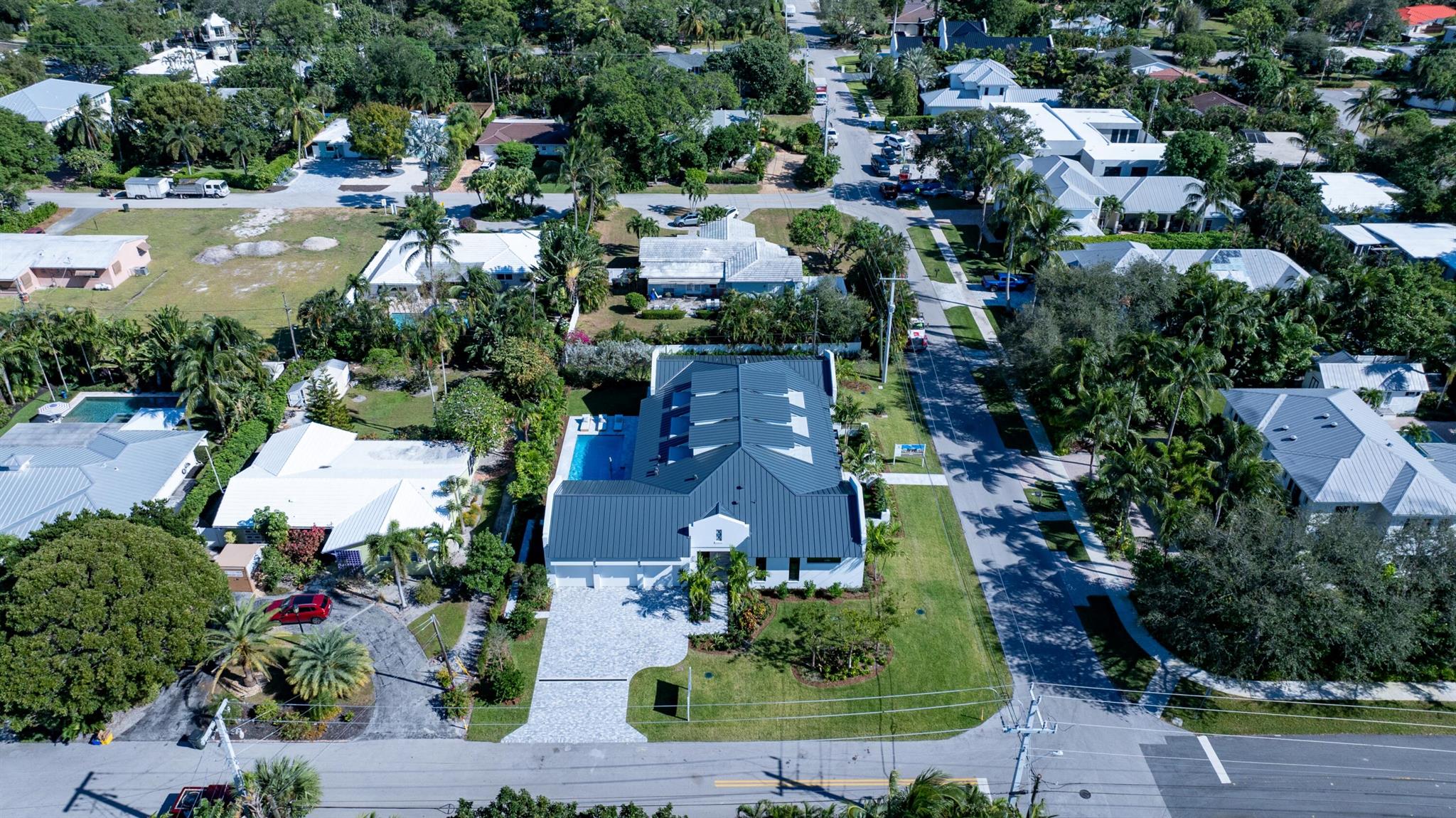 LAKEVIEW HEIGHTS UNIT 1 DELRAY - Residential