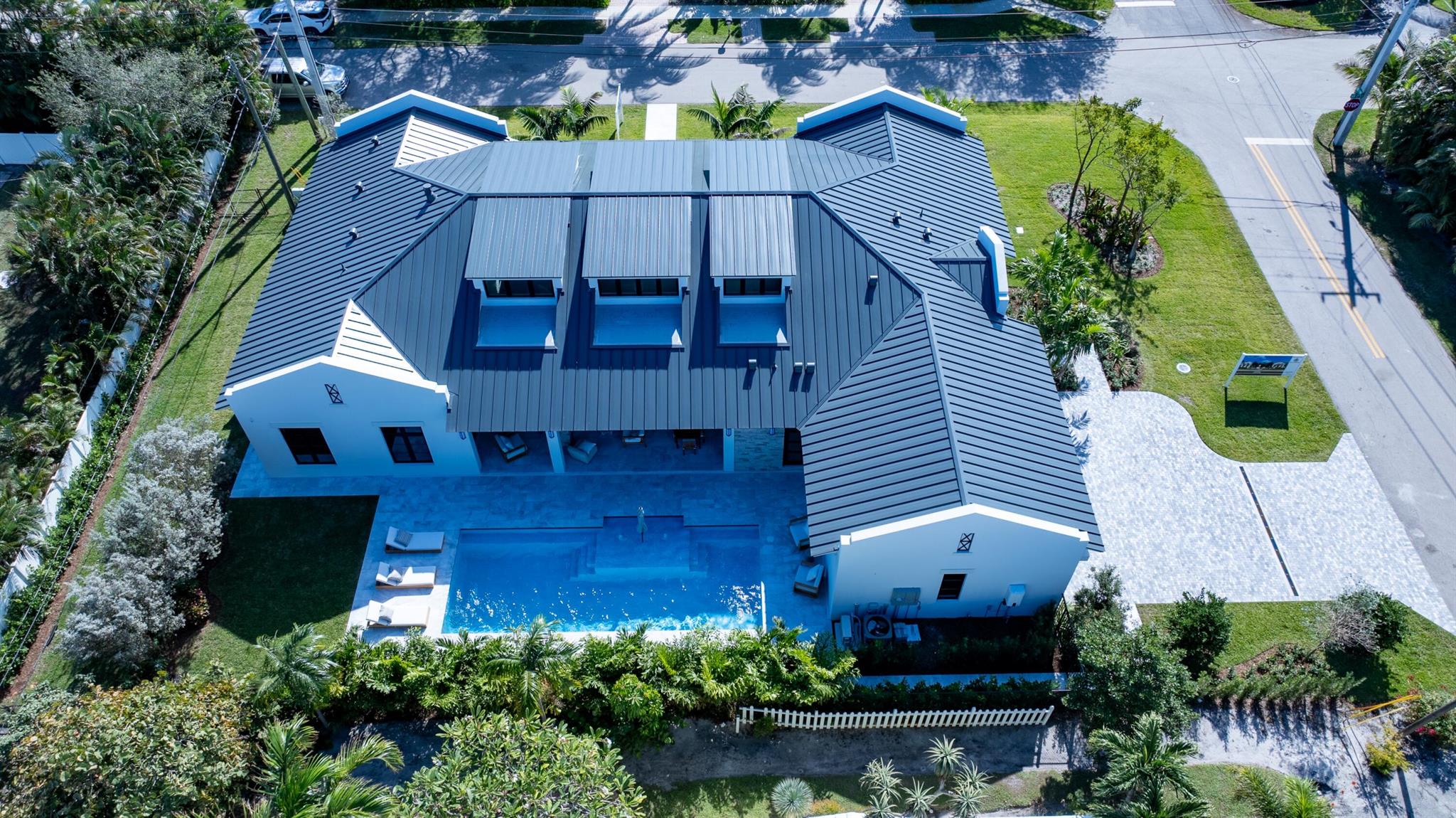LAKEVIEW HEIGHTS UNIT 1 DELRAY - Residential