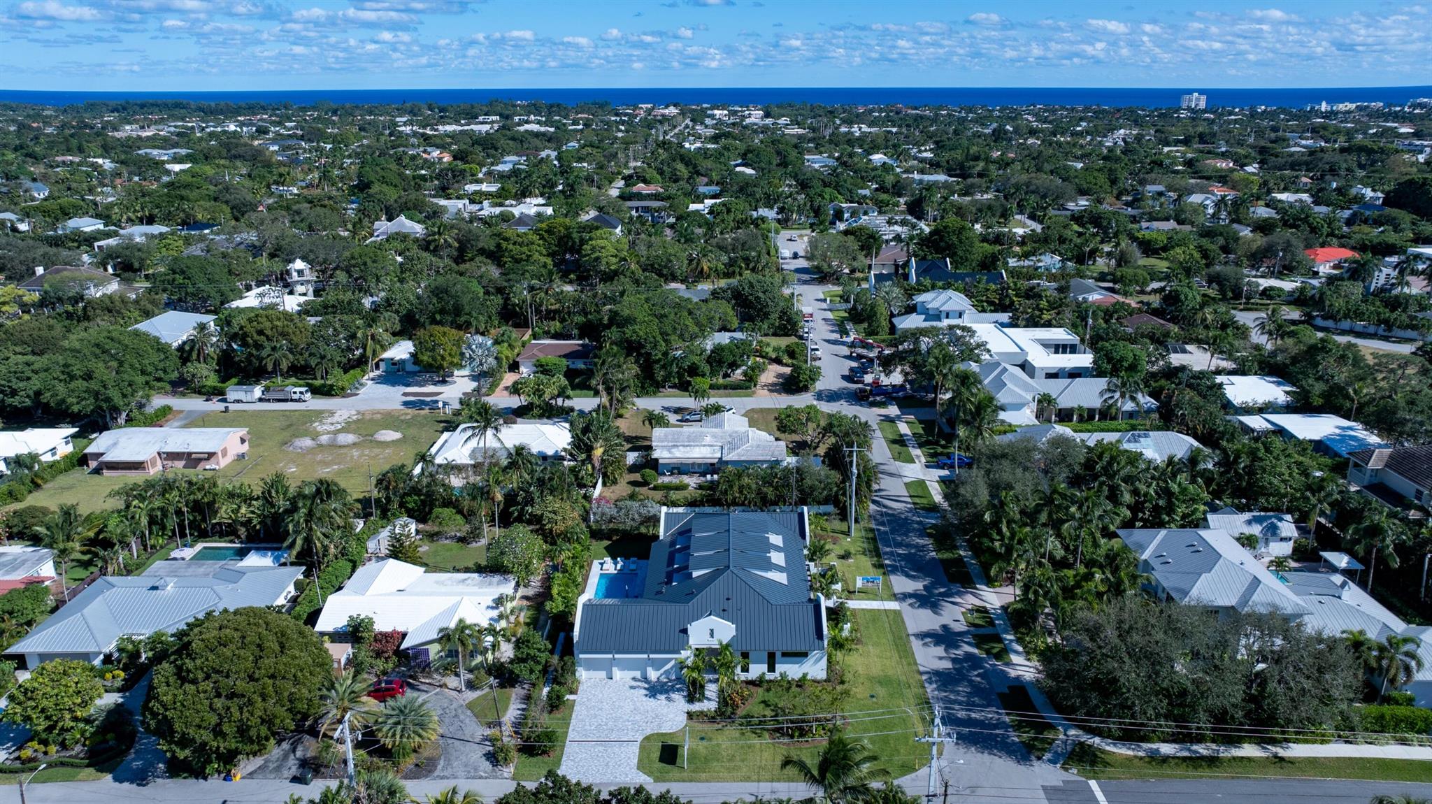 LAKEVIEW HEIGHTS UNIT 1 DELRAY - Residential