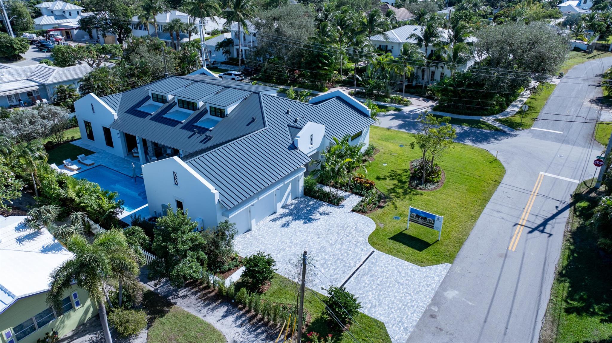 LAKEVIEW HEIGHTS UNIT 1 DELRAY - Residential