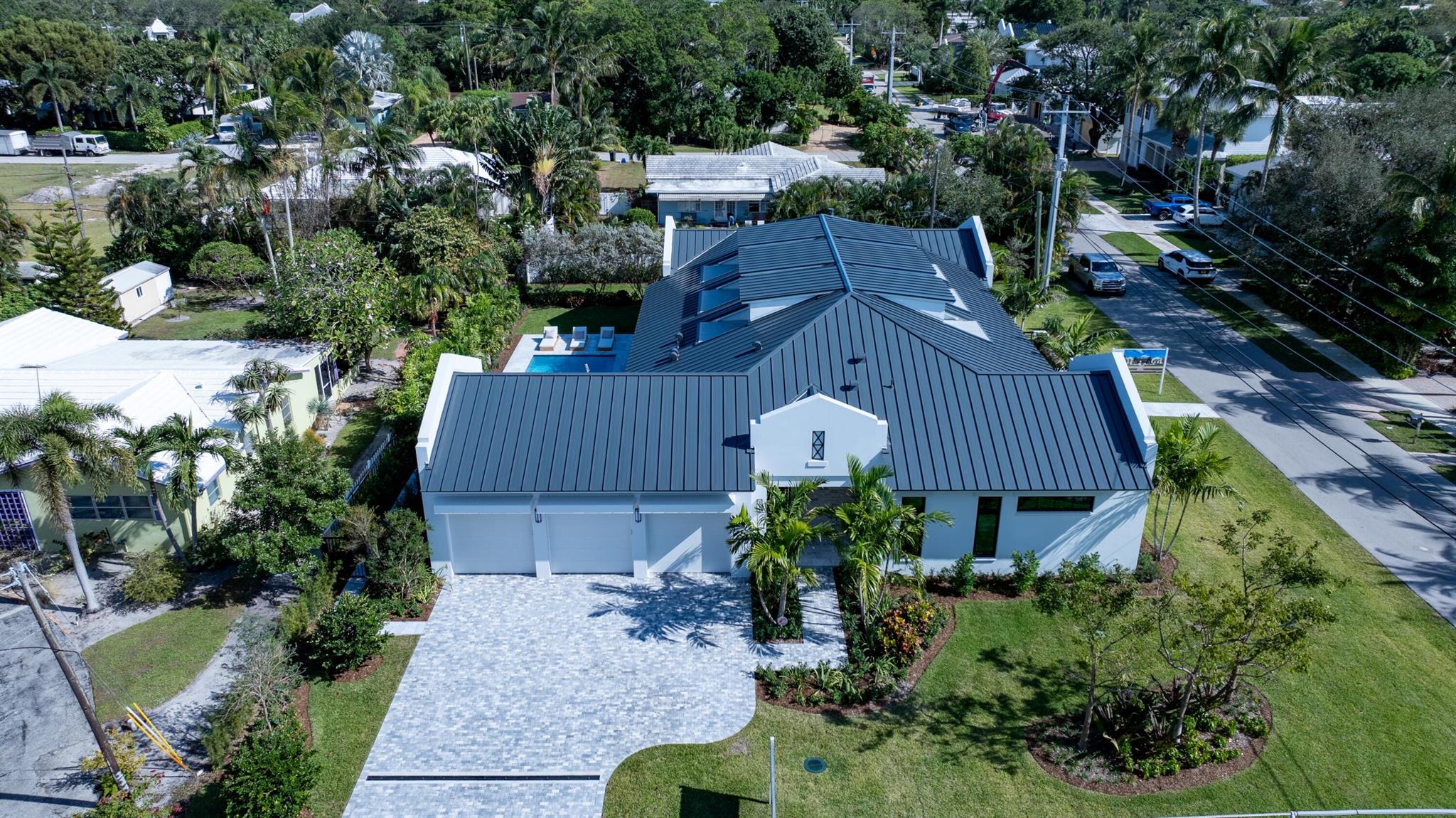 LAKEVIEW HEIGHTS UNIT 1 DELRAY - Residential
